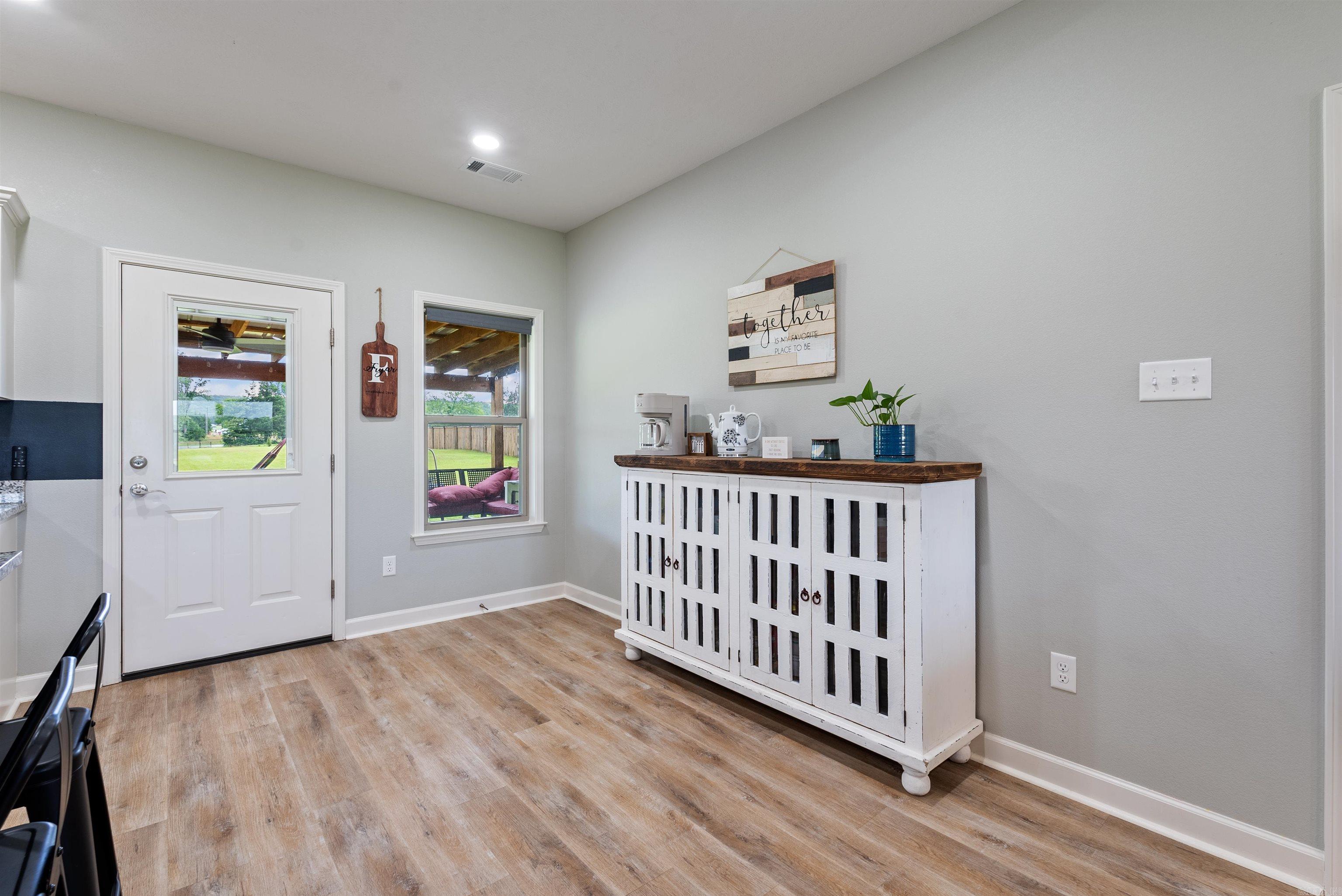 7 Edward  Greenbrier, AR
