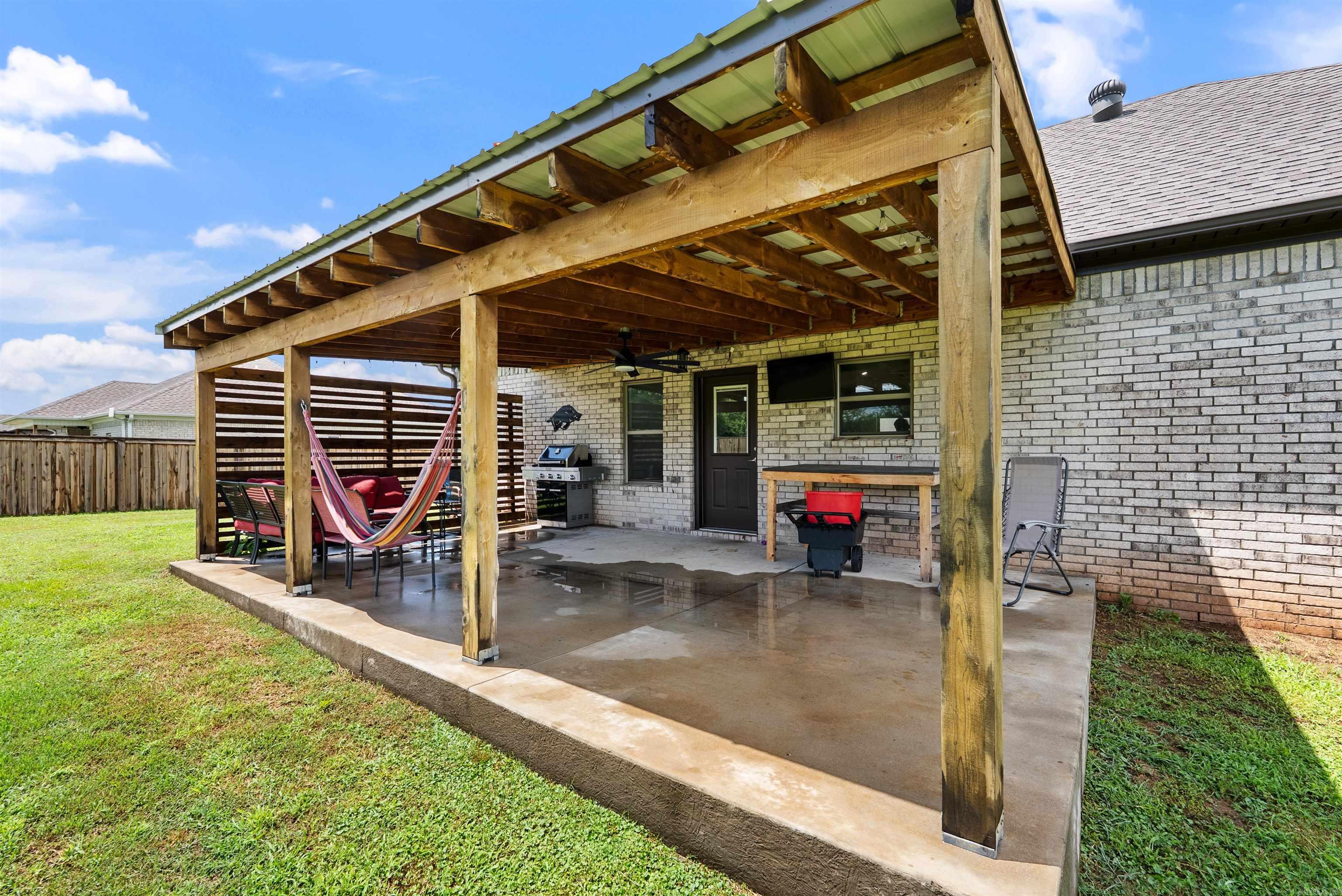7 Edward  Greenbrier, AR