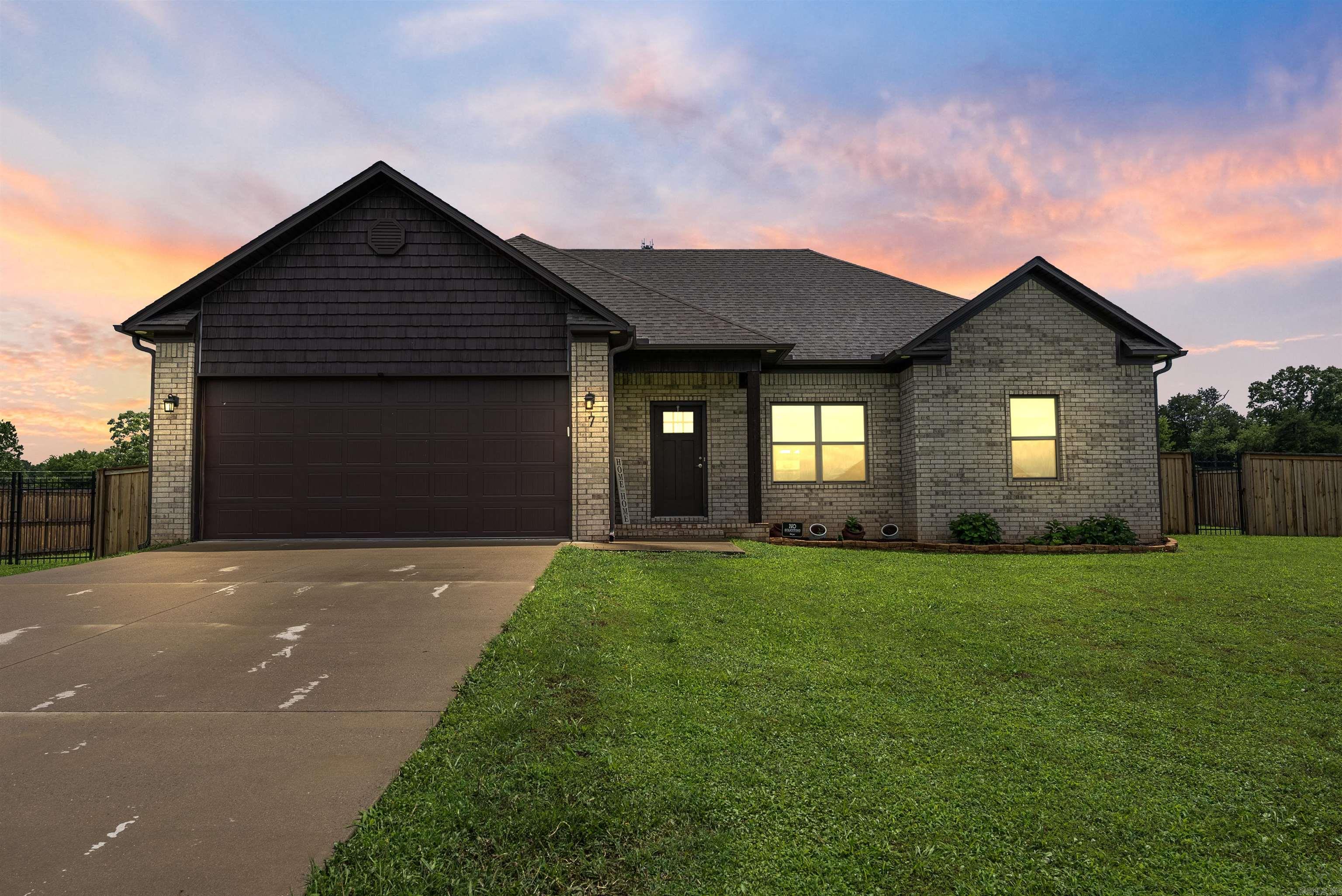 7 Edward  Greenbrier, AR