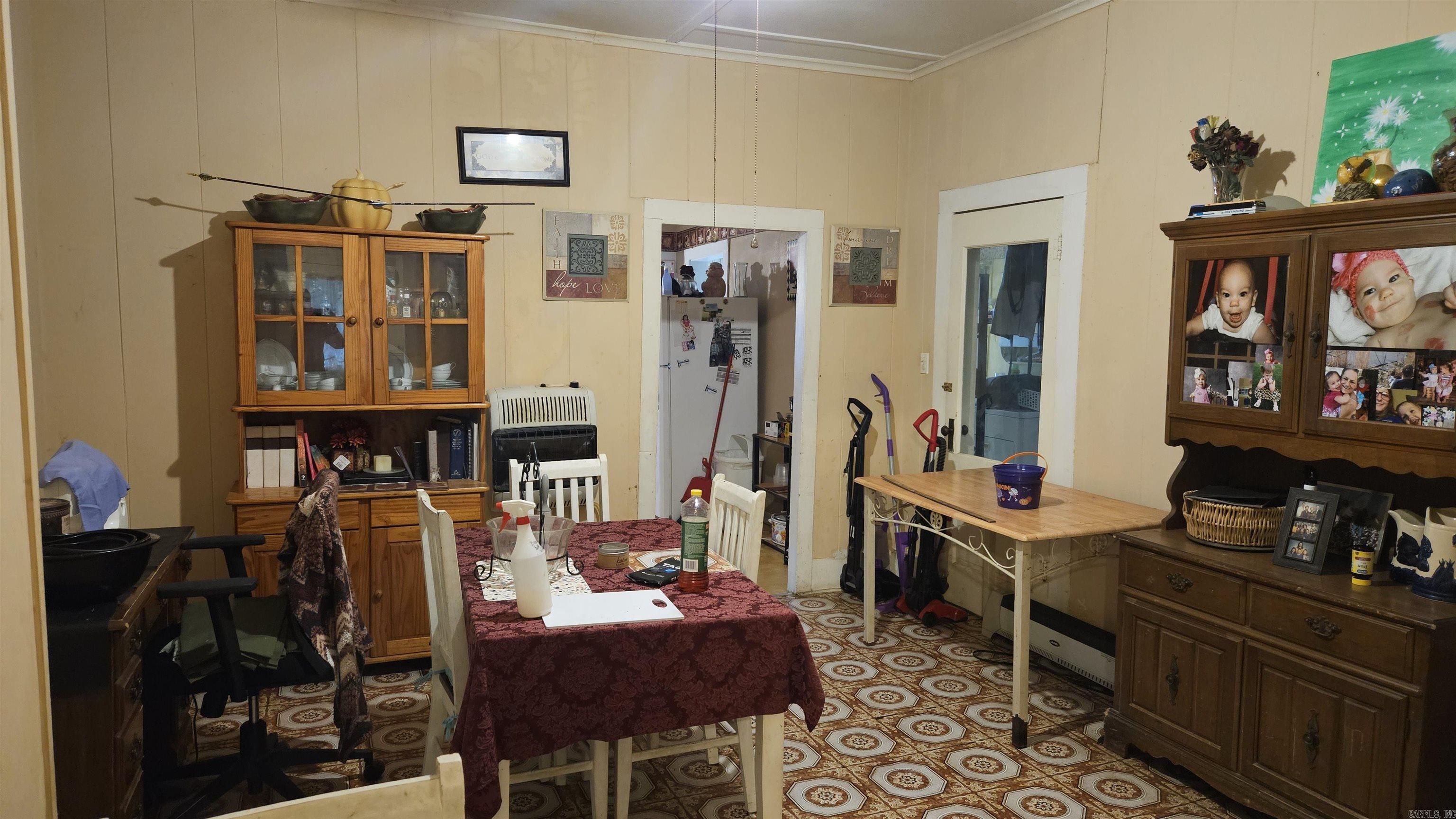 121 W 5th  Rector, AR