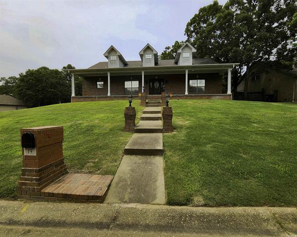 19  Crystal Mountain  Maumelle, AR