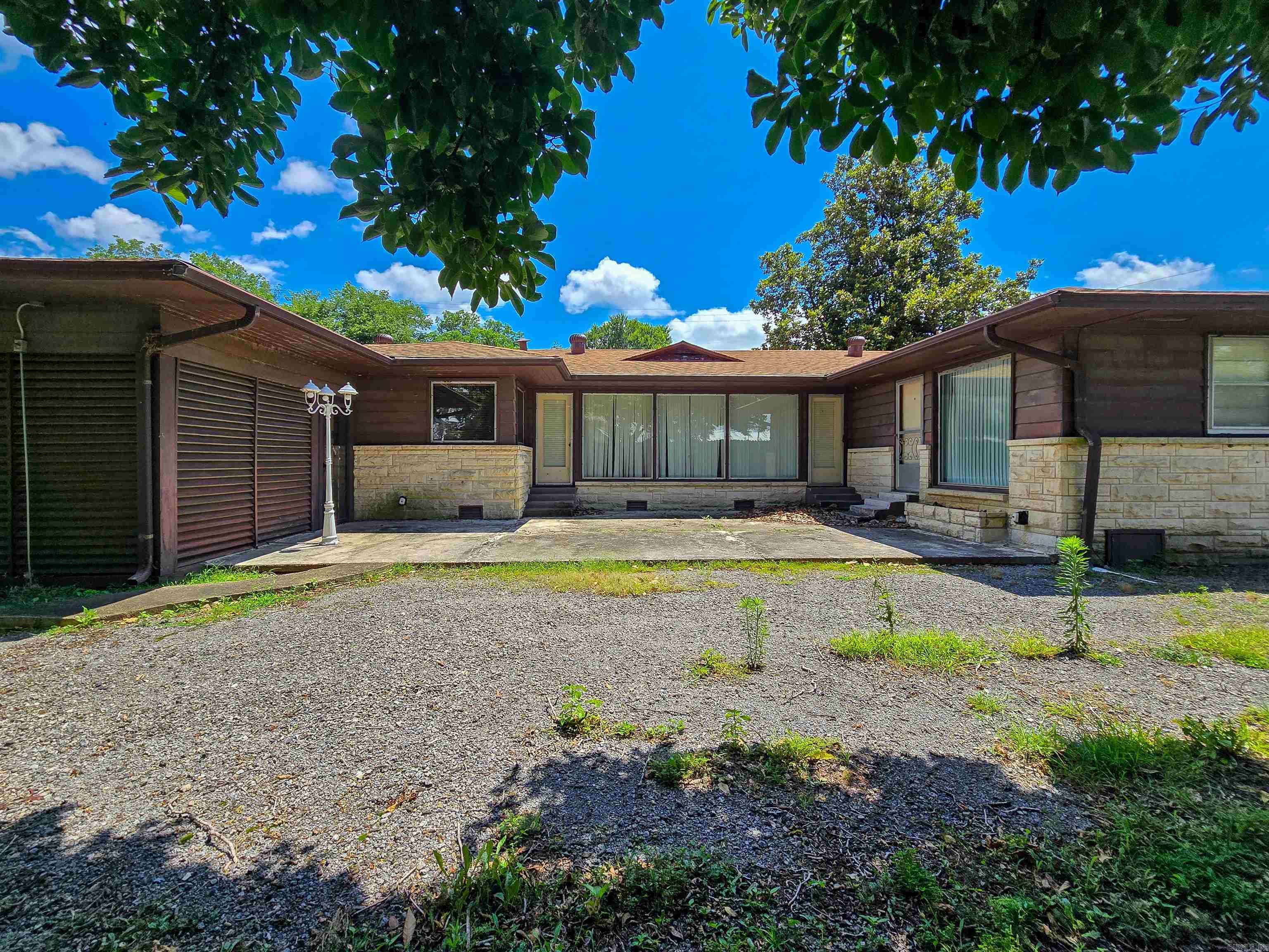 226 Holmes  Lepanto, AR