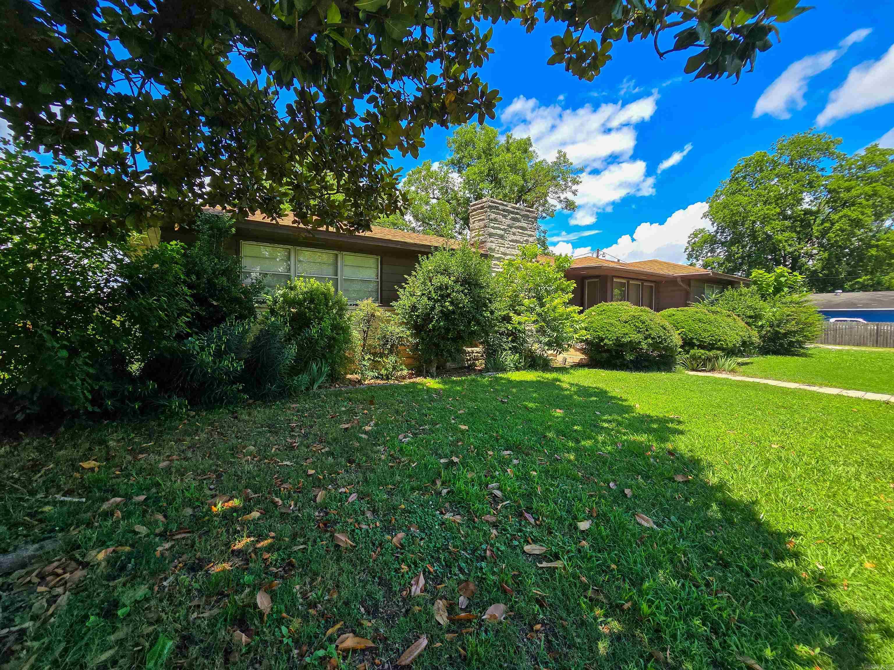 226 Holmes  Lepanto, AR