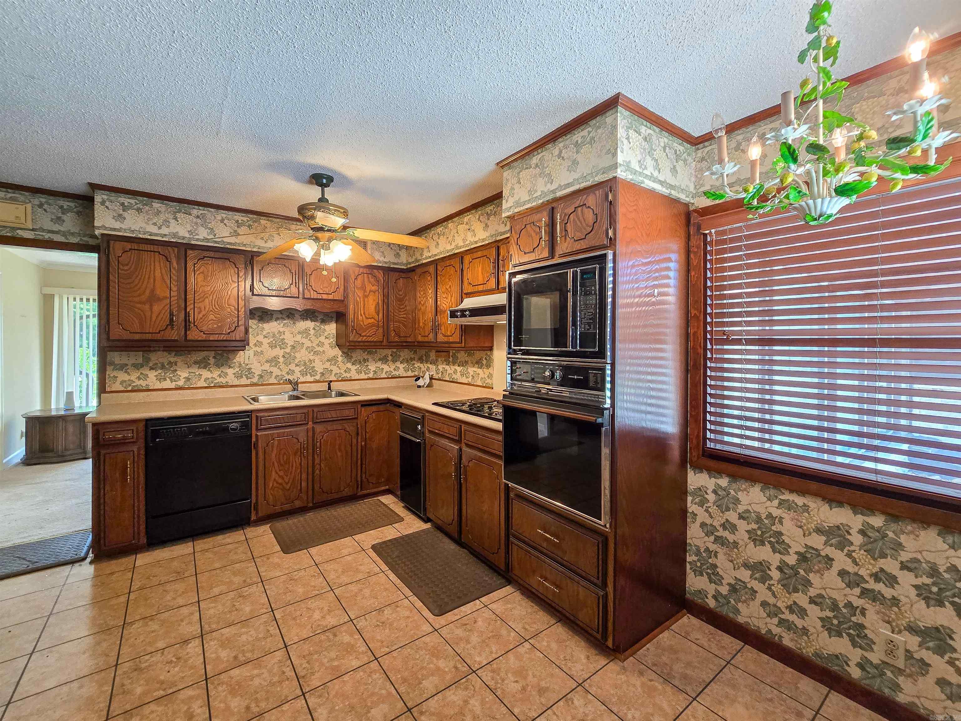 226 Holmes  Lepanto, AR