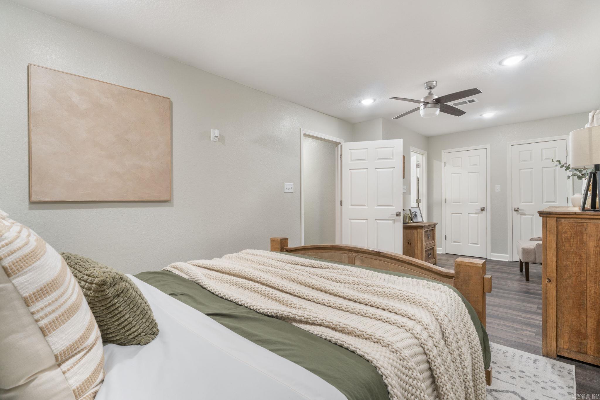 301 Bunker Hill  White Hall, AR
