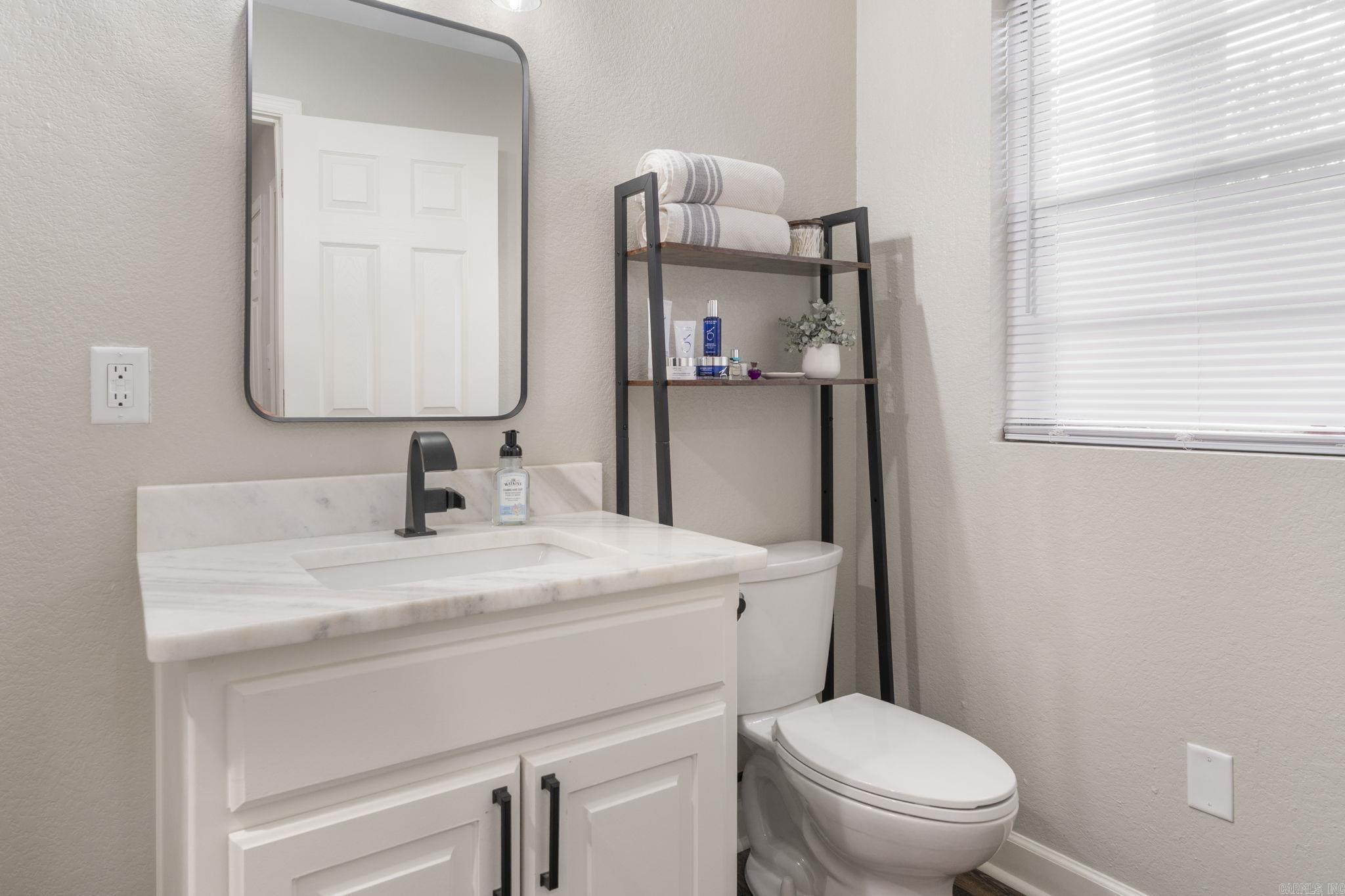301 Bunker Hill  White Hall, AR