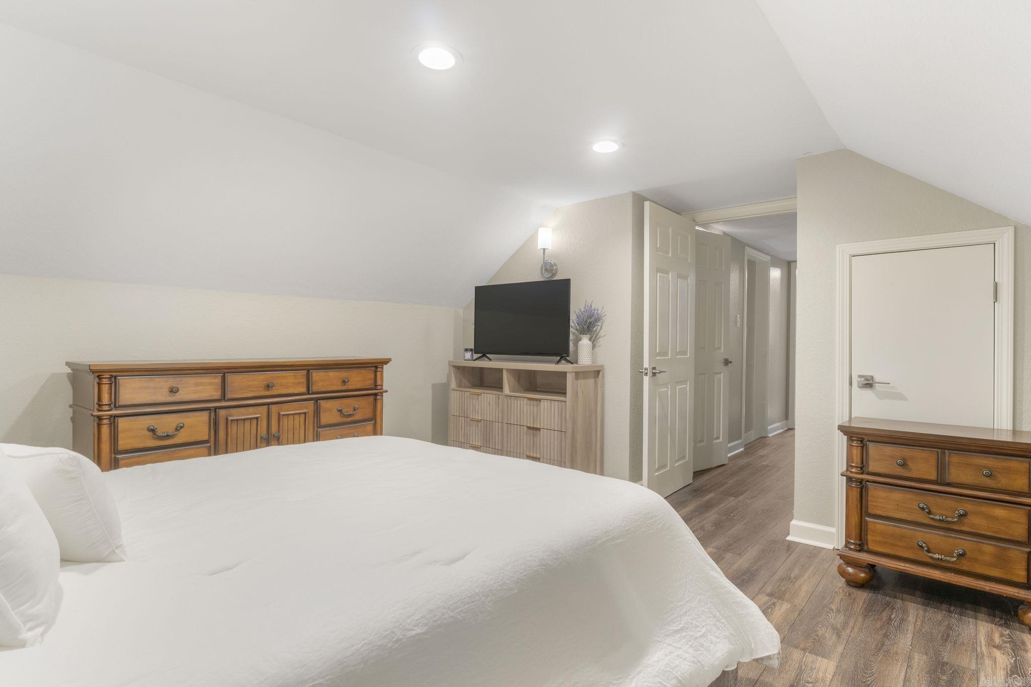 301 Bunker Hill  White Hall, AR