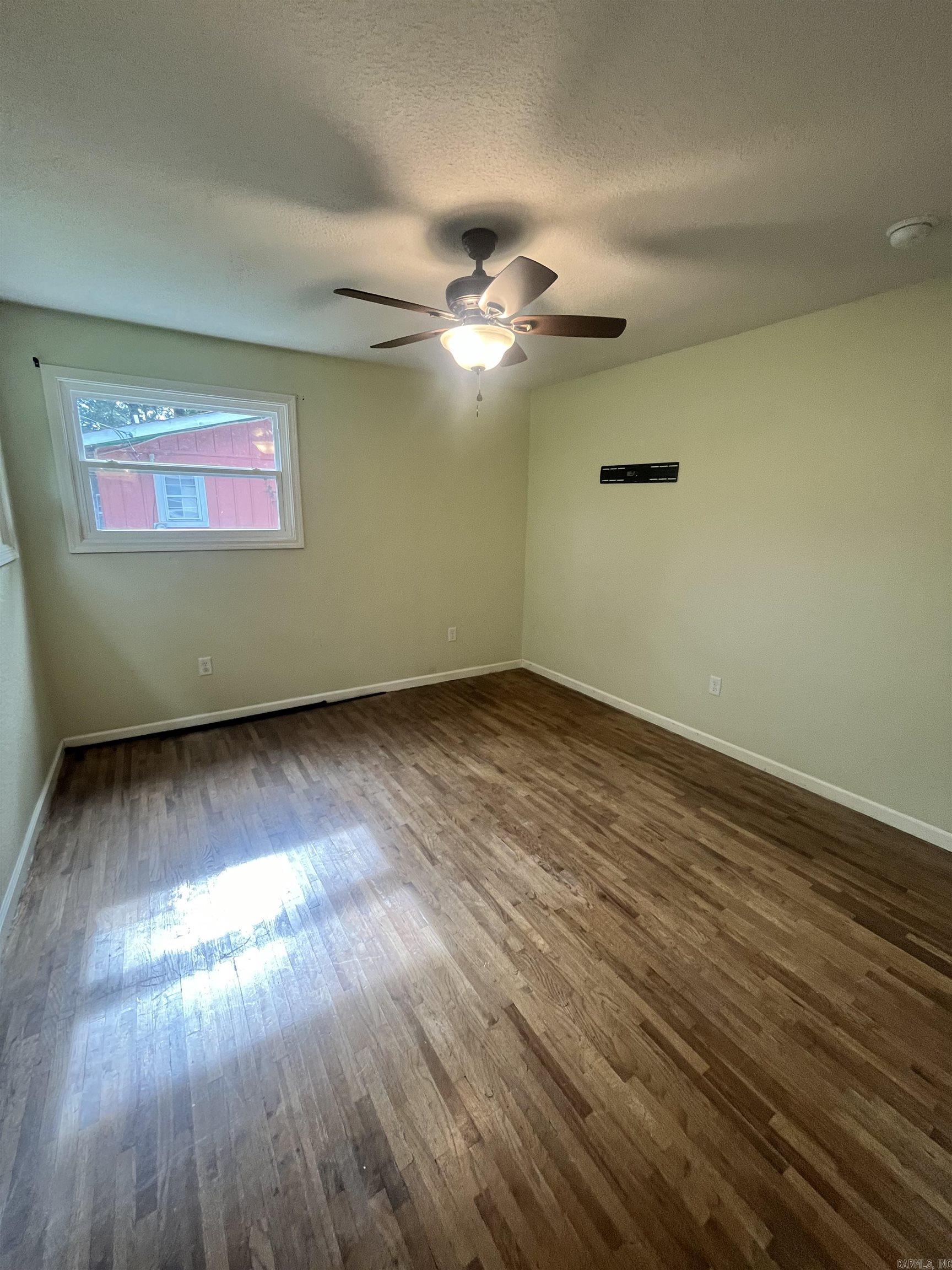 1505 W Park  Searcy, AR