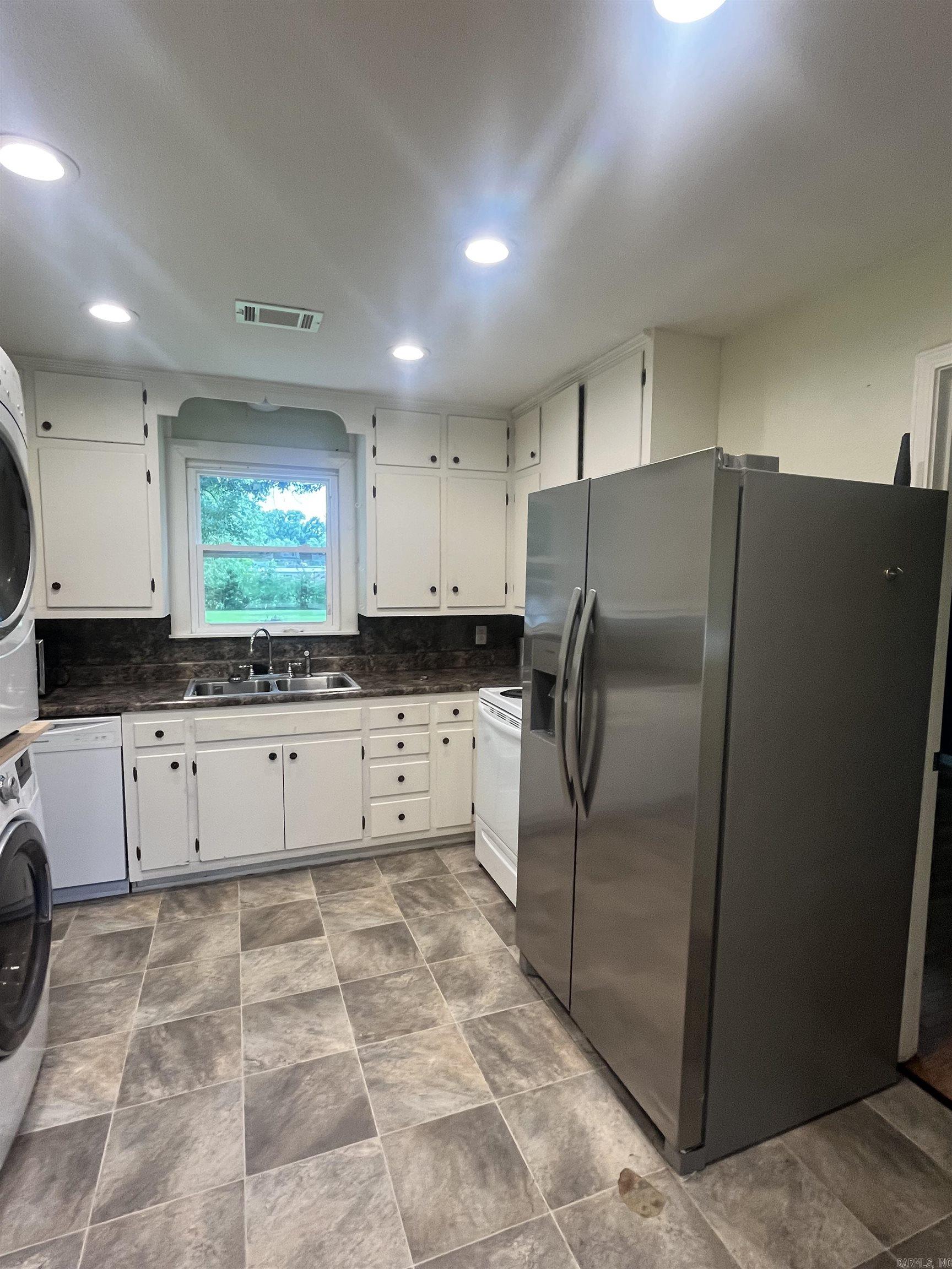 1505 W Park  Searcy, AR
