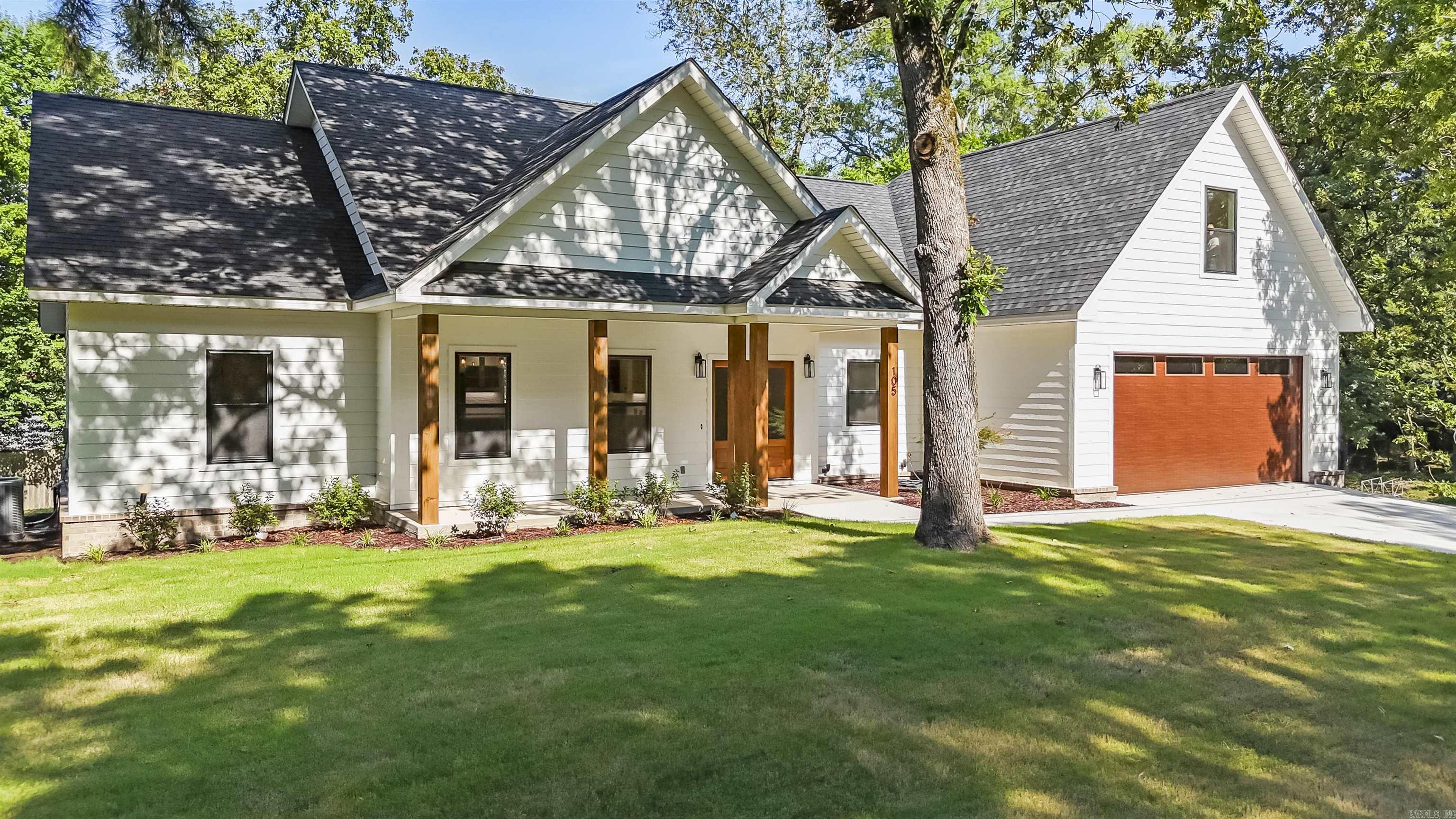 105 Bayshore Cove