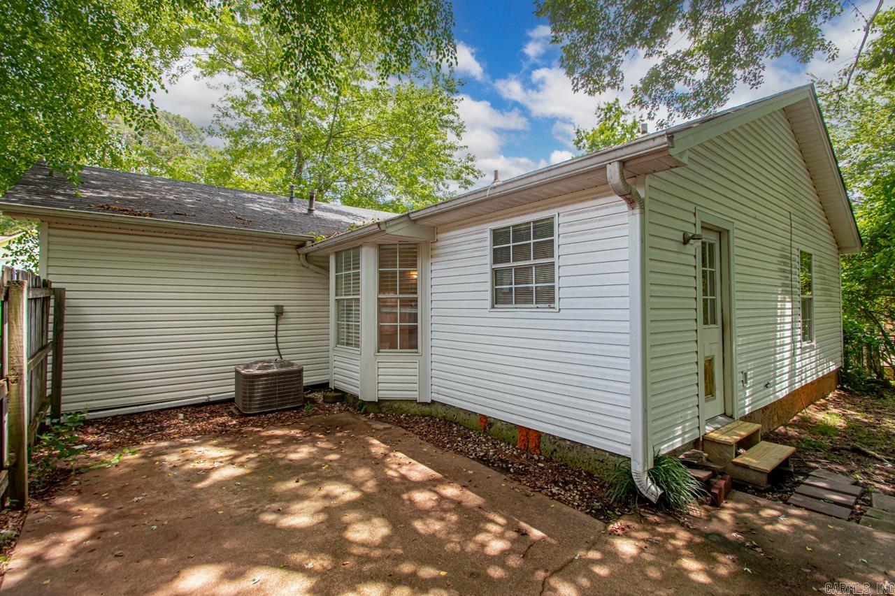 833 Cole  Benton, AR