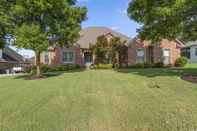 2205  Vermont  Conway, AR