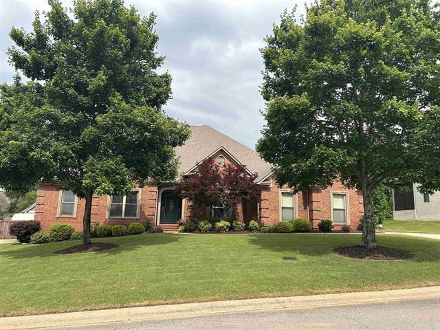 2205  Vermont  Conway, AR