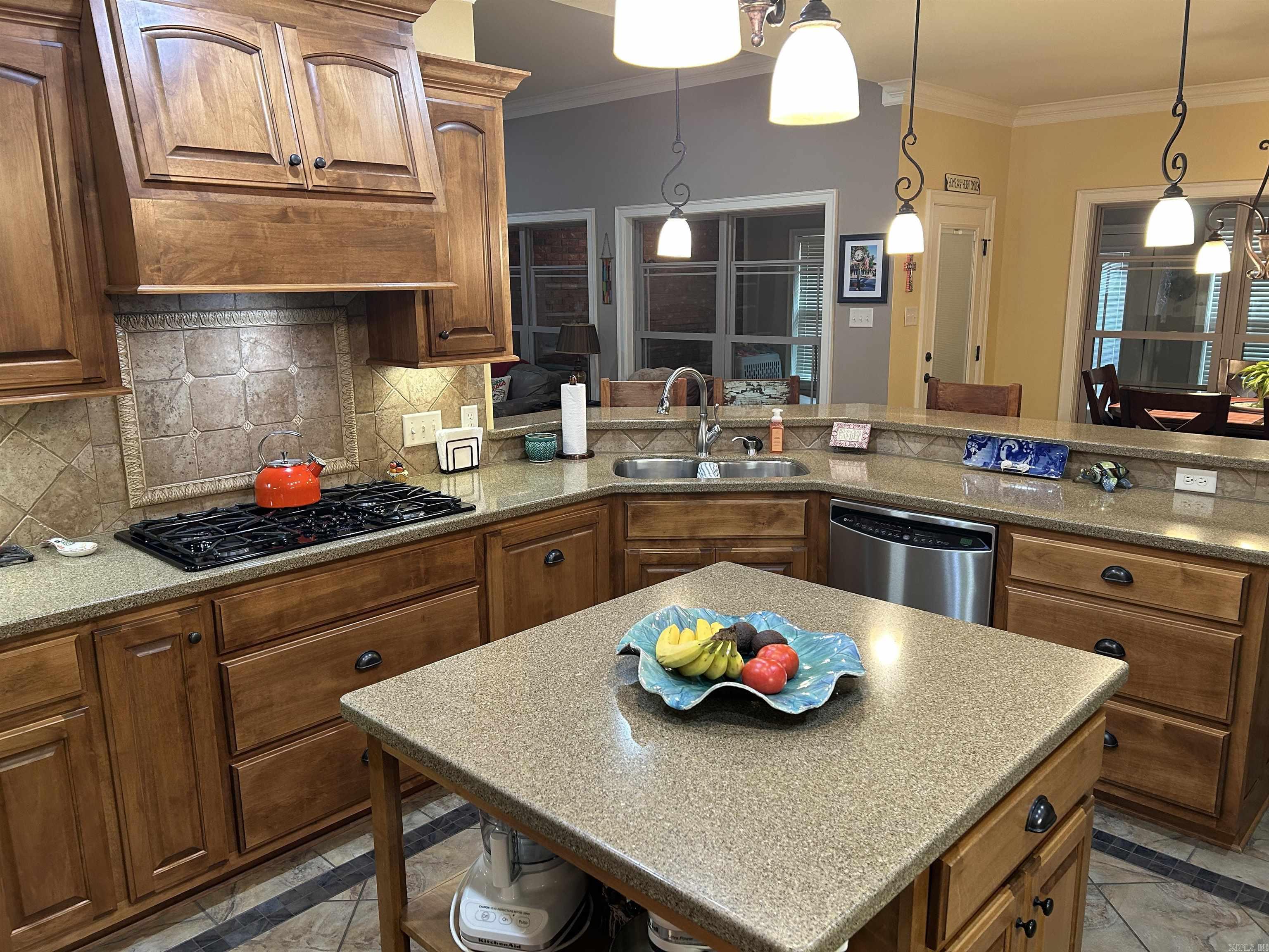 2205 Vermont Street Conway, AR 72034