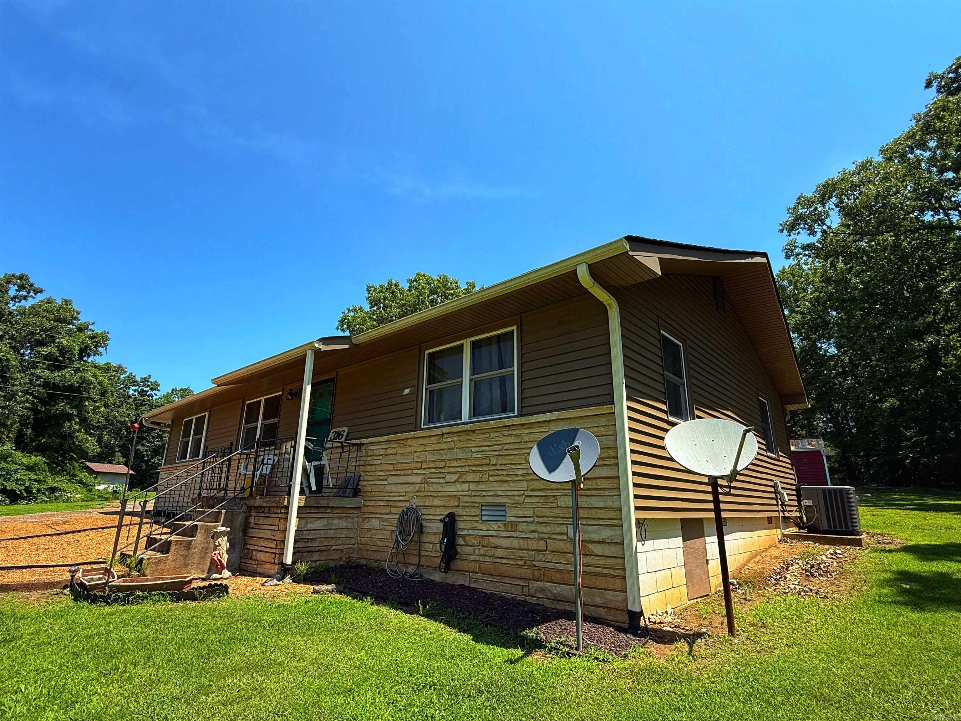316 N Nightingale  Horseshoe Bend, AR