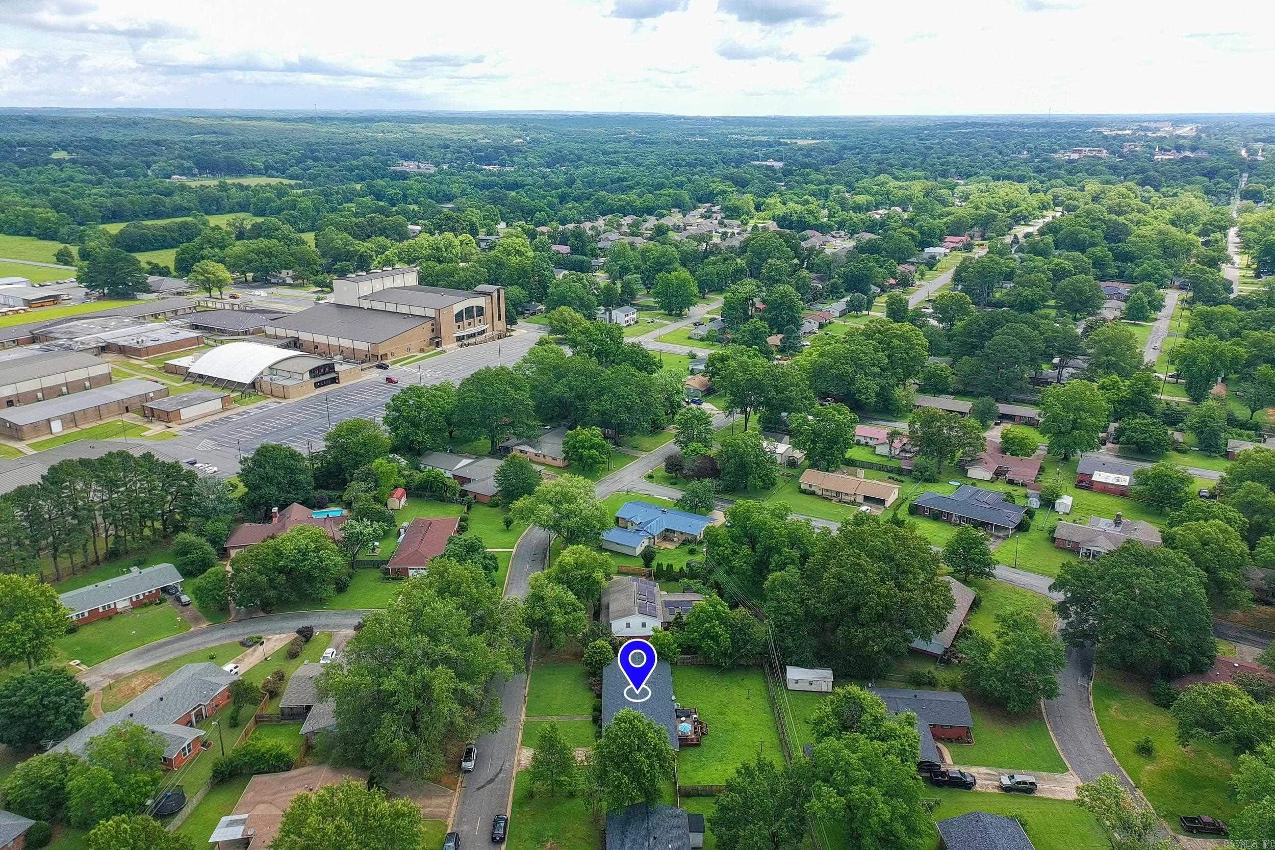 1903 W Arch  Searcy, AR
