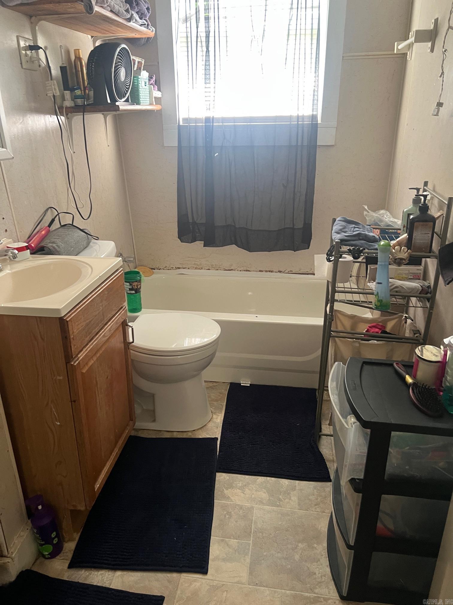 824 Lewis  Bauxite, AR