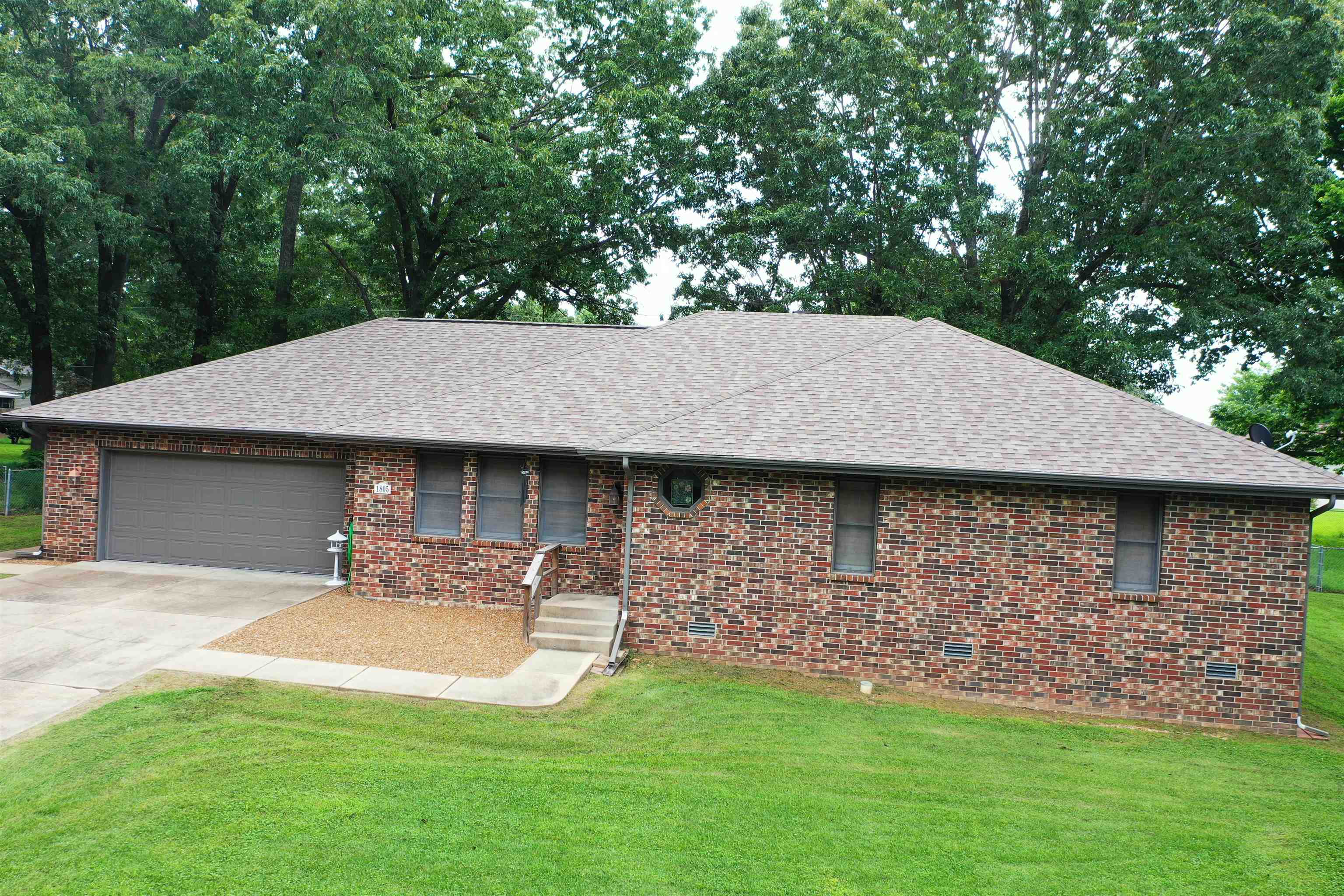 1805 Van Buren  Mountain Home, AR