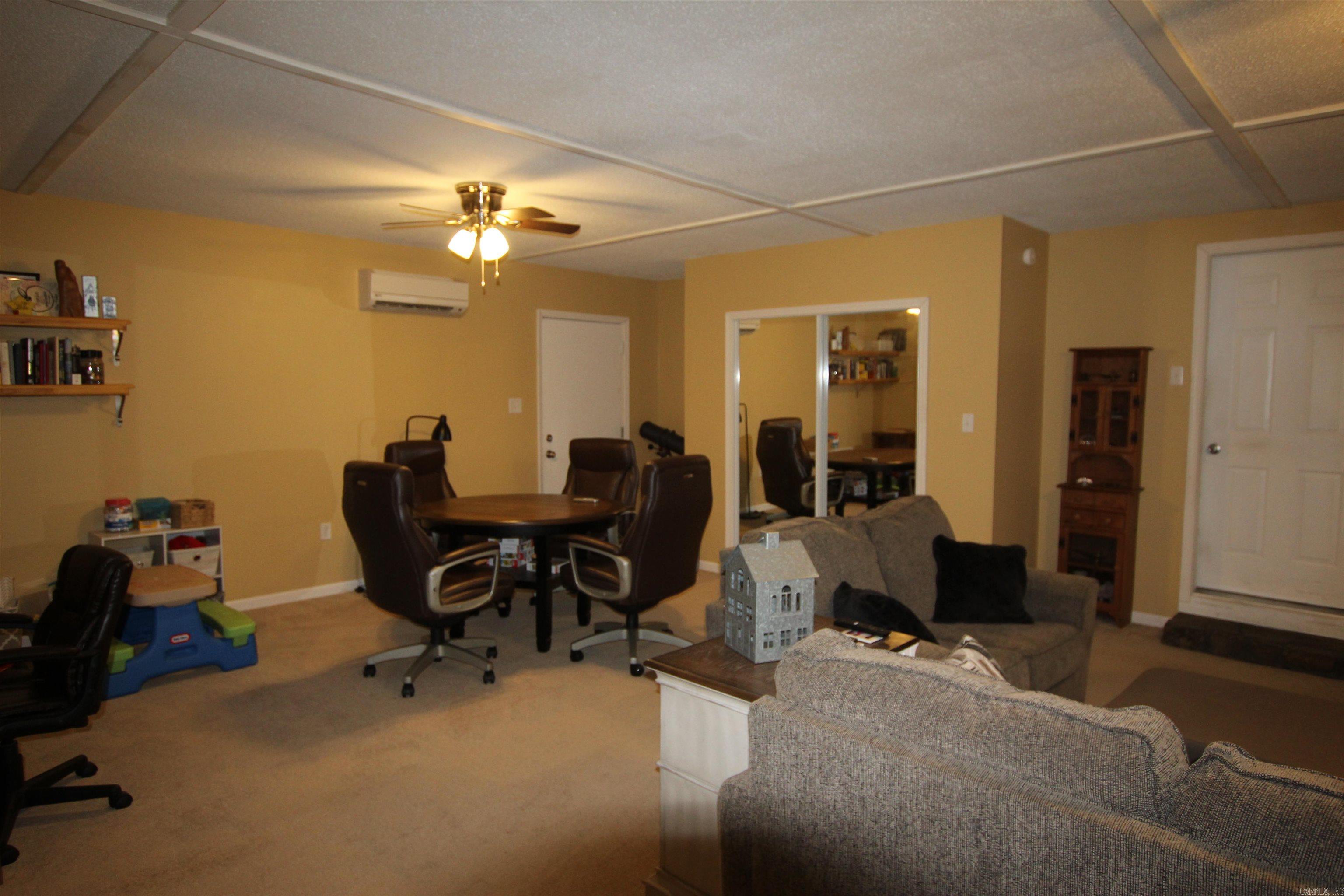 3164 Crow Mountain Road  Russellville, AR