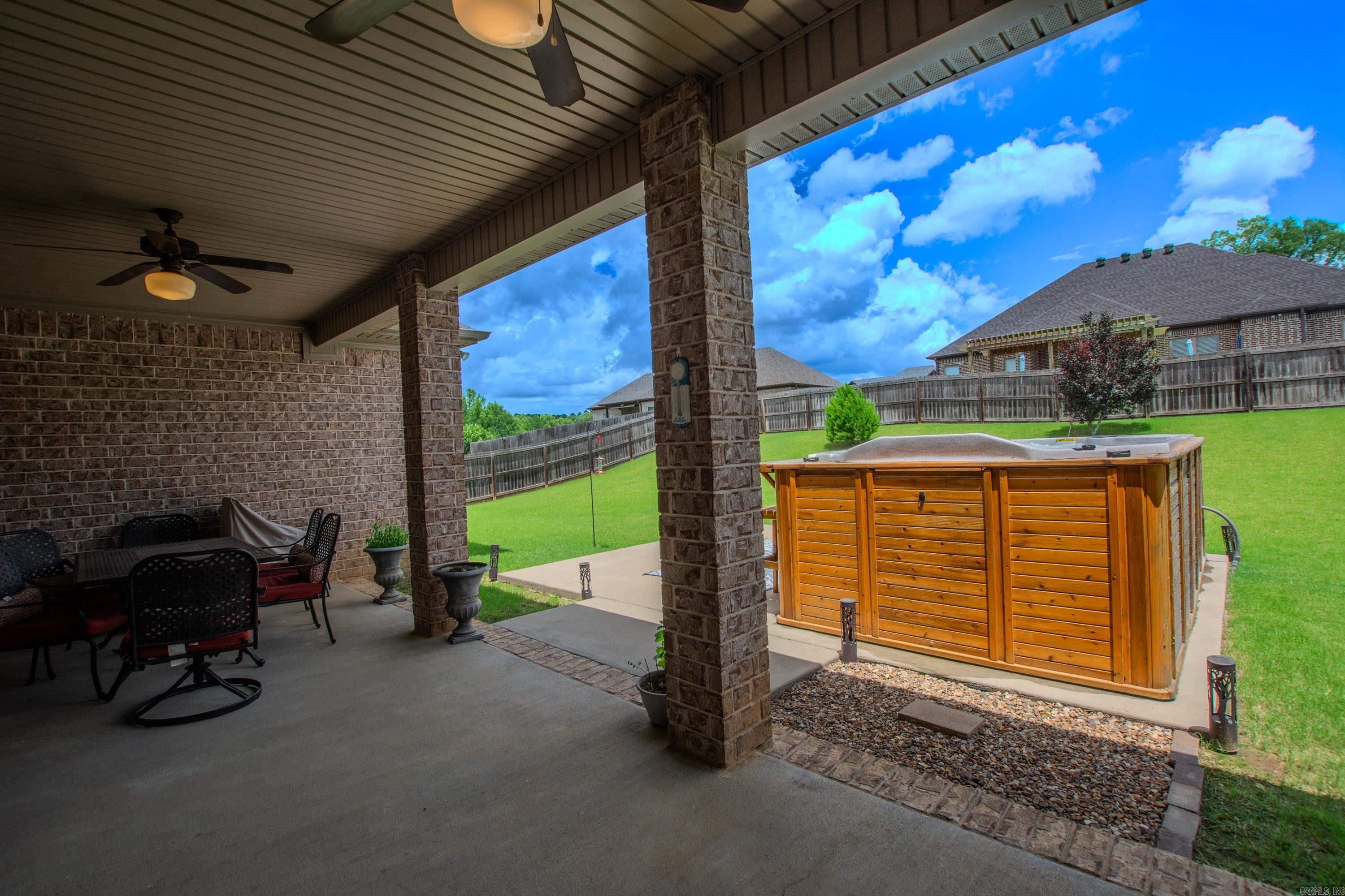 2148 Avondale Drive  Benton, AR