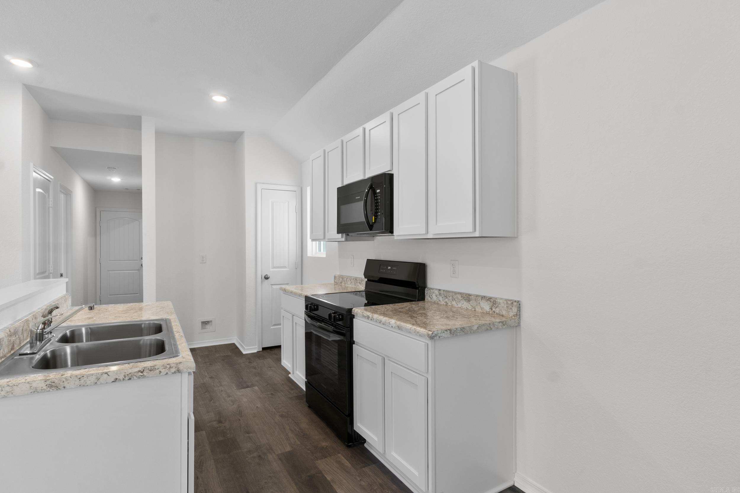 8201 Stacey Lane North Little Rock, AR 72113