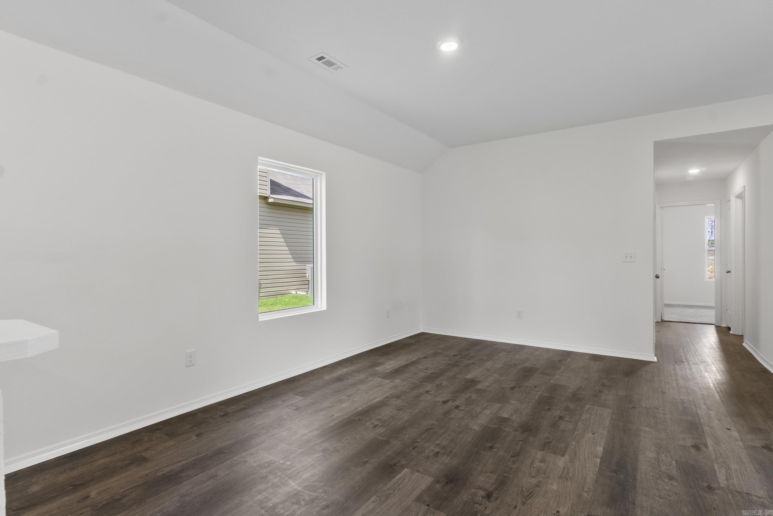 8201 Stacey Lane North Little Rock, AR 72113