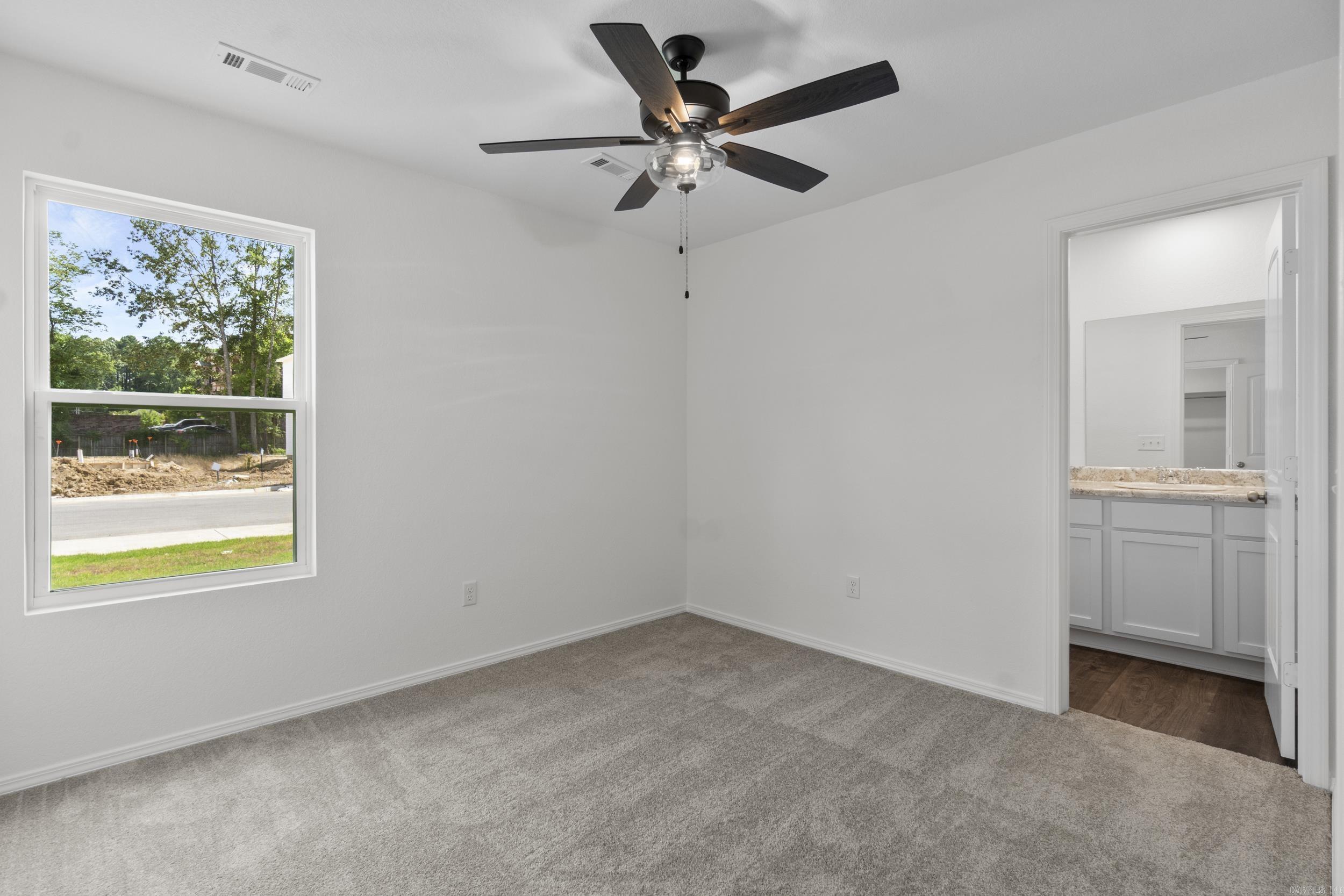 8201 Stacey Lane North Little Rock, AR 72113