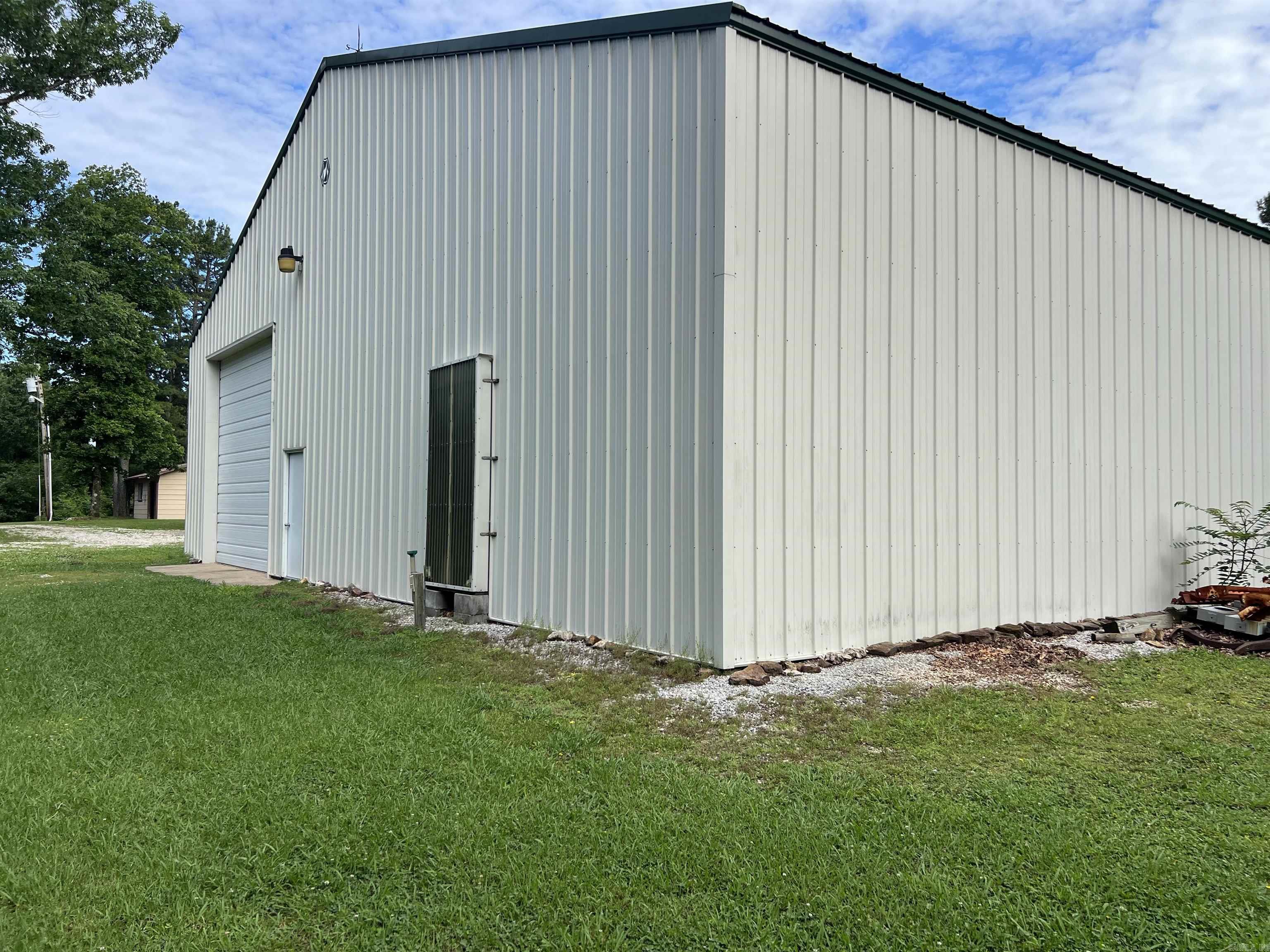 526 Iron Mountain  Mountain View, AR