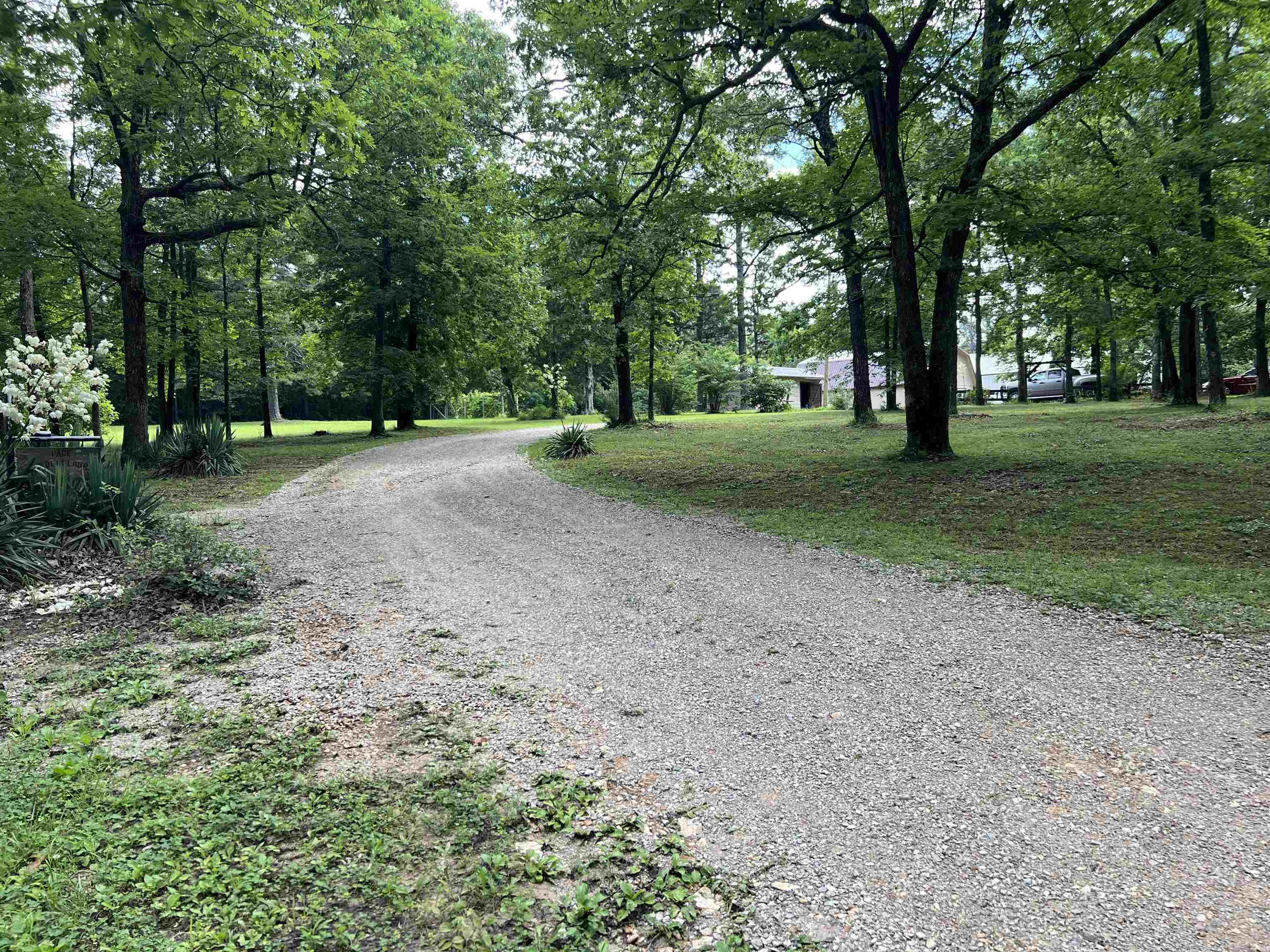 526 Iron Mountain  Mountain View, AR