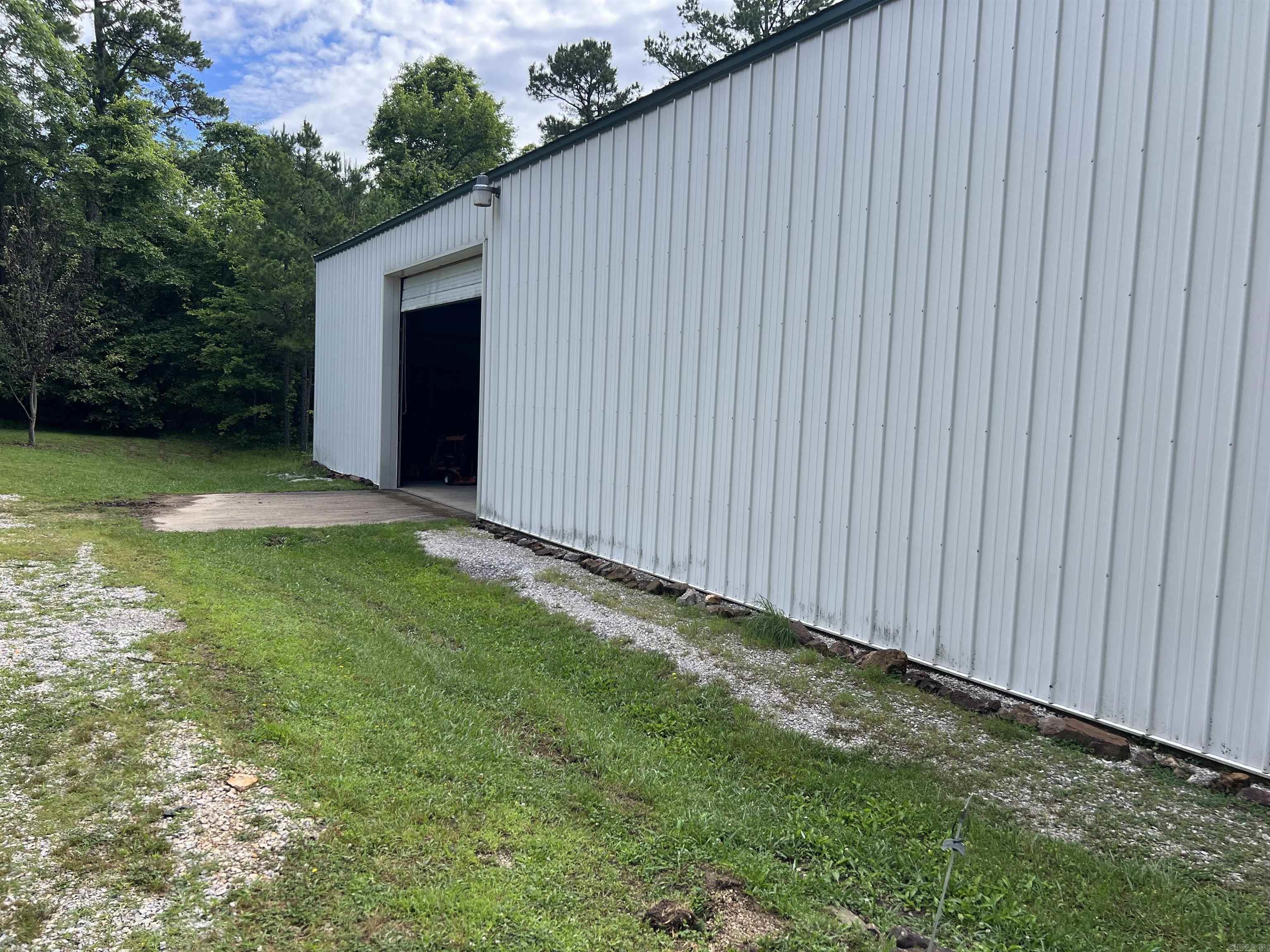 526 Iron Mountain  Mountain View, AR