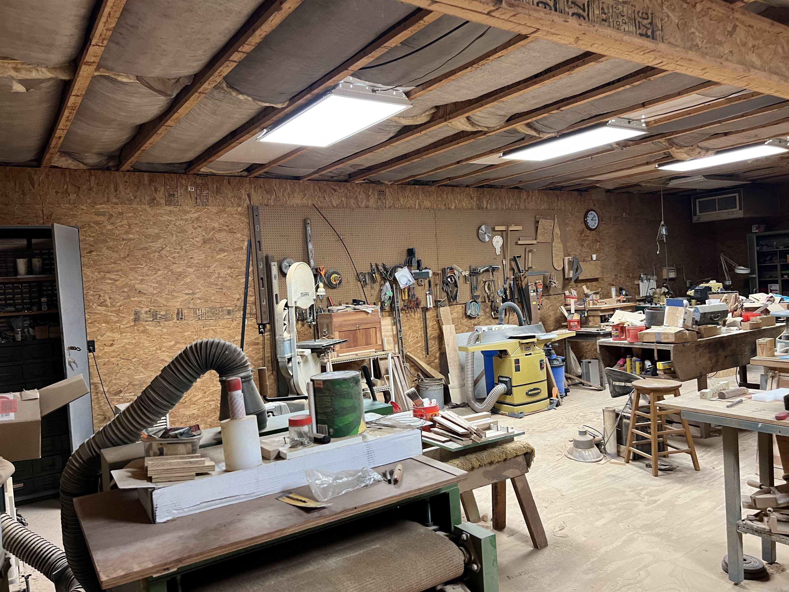 526 Iron Mountain  Mountain View, AR
