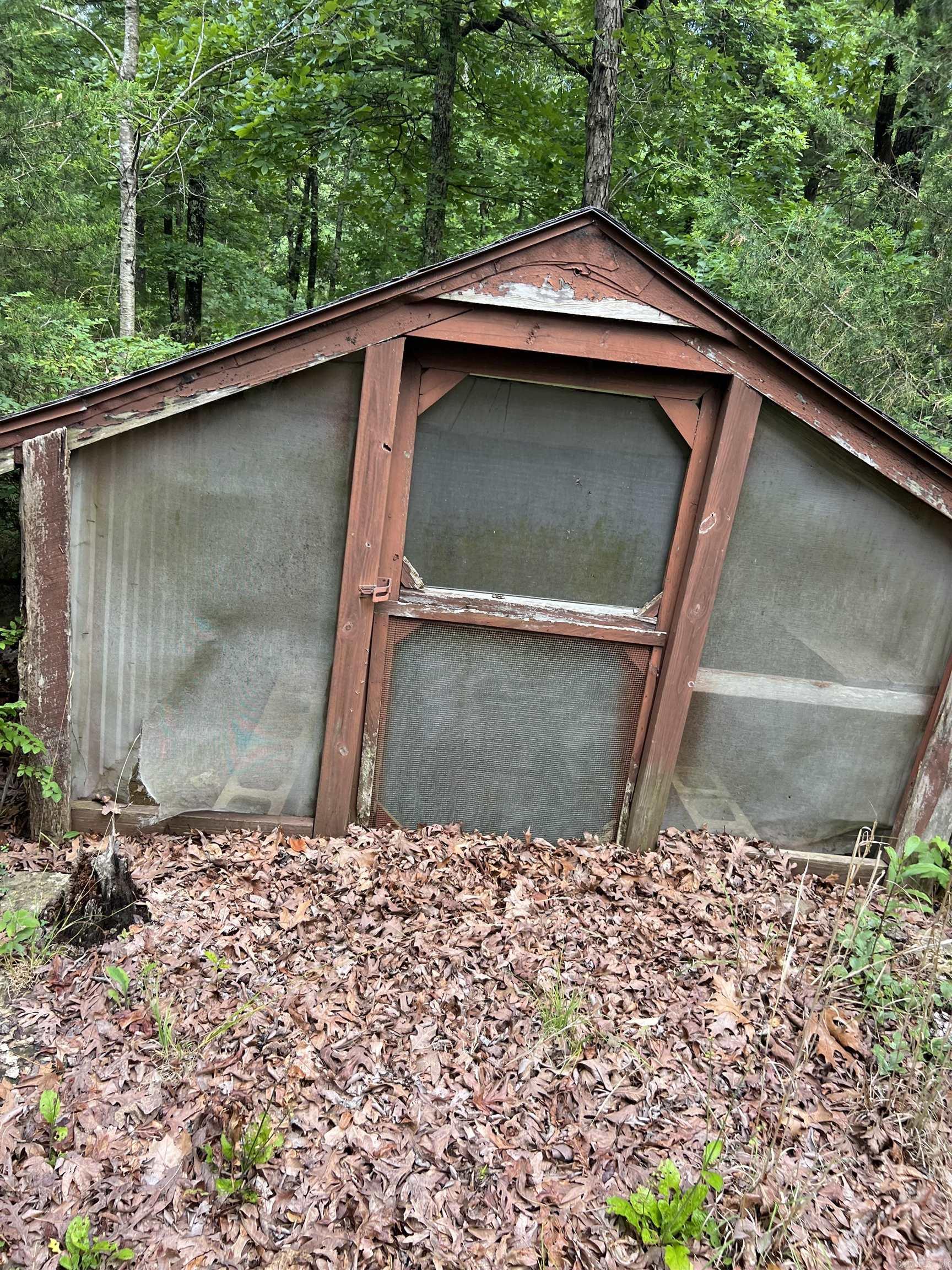 526 Iron Mountain  Mountain View, AR