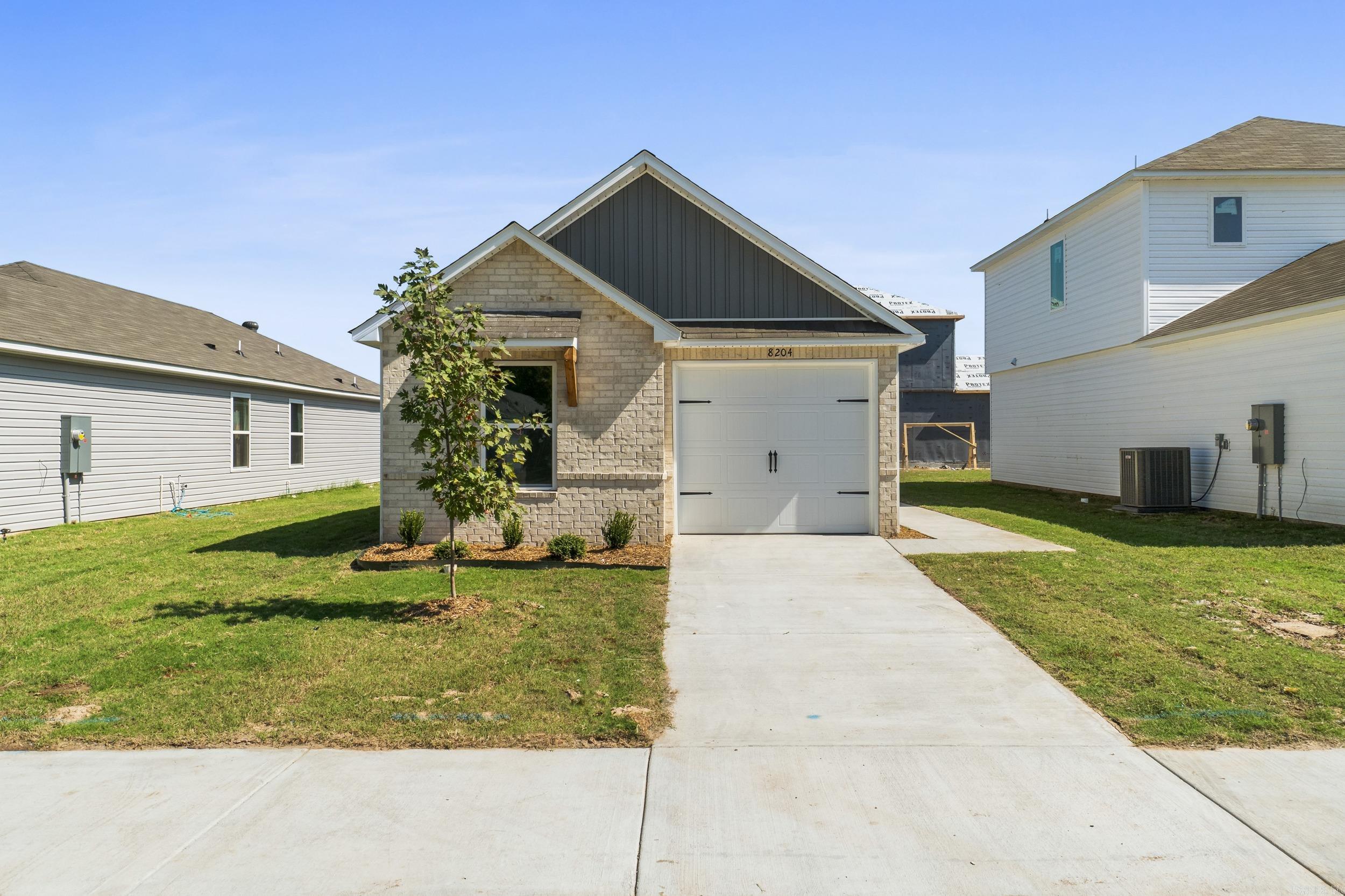 8204 Stacey Lane