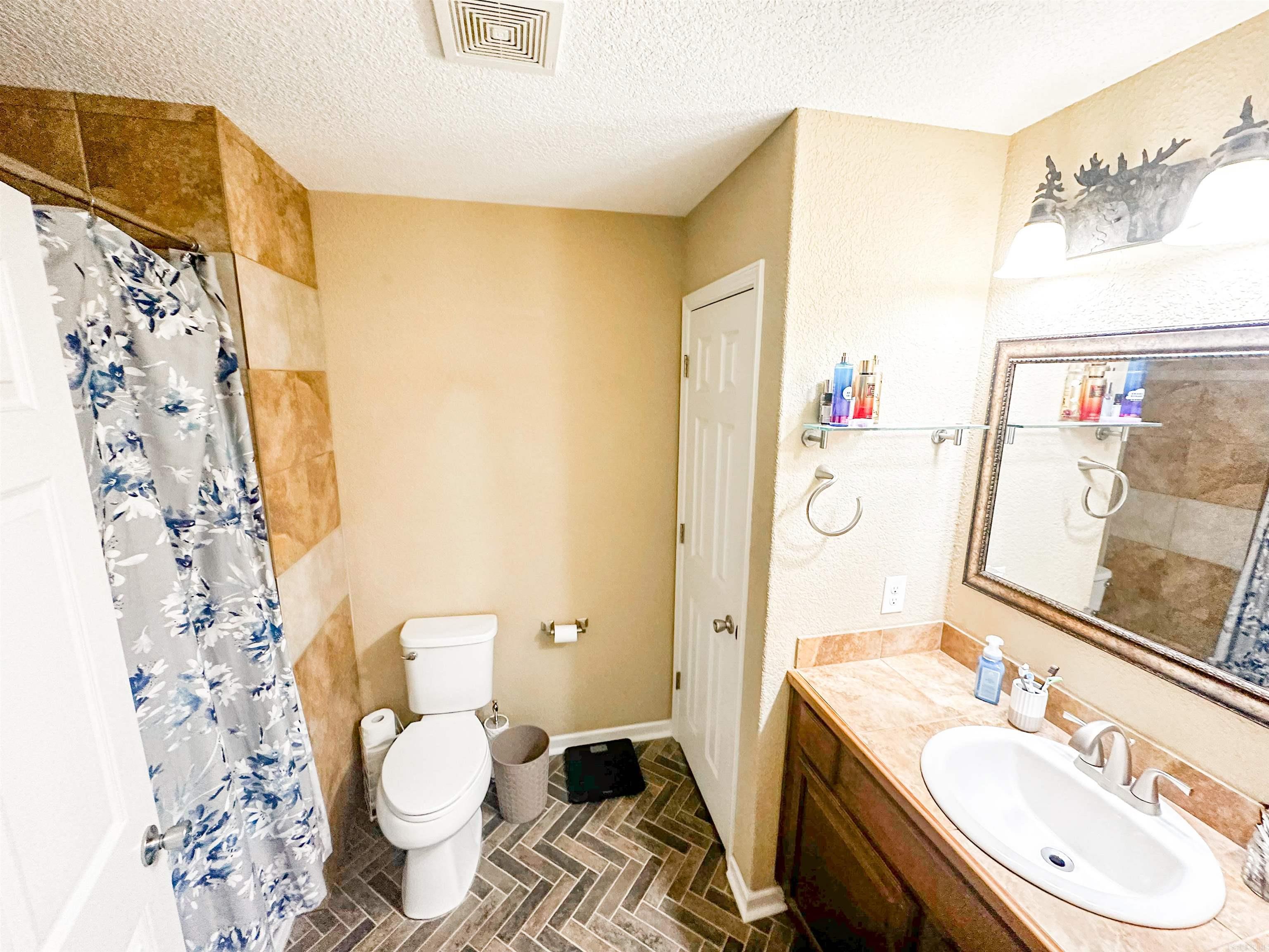 295 Leatherwood  Hot Springs, AR