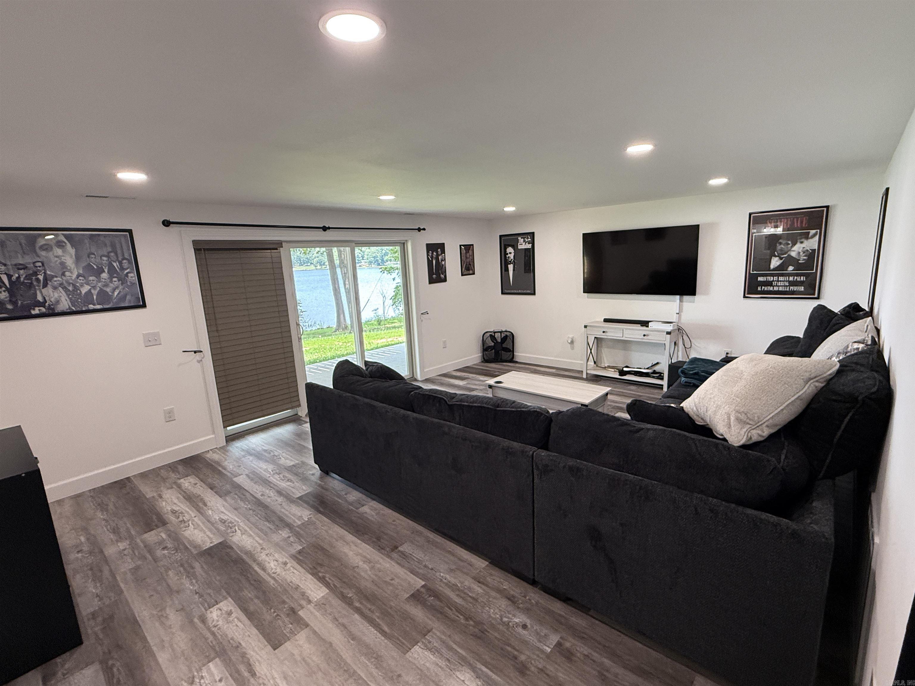 716 S Shore Drive  Horseshoe Bend, AR
