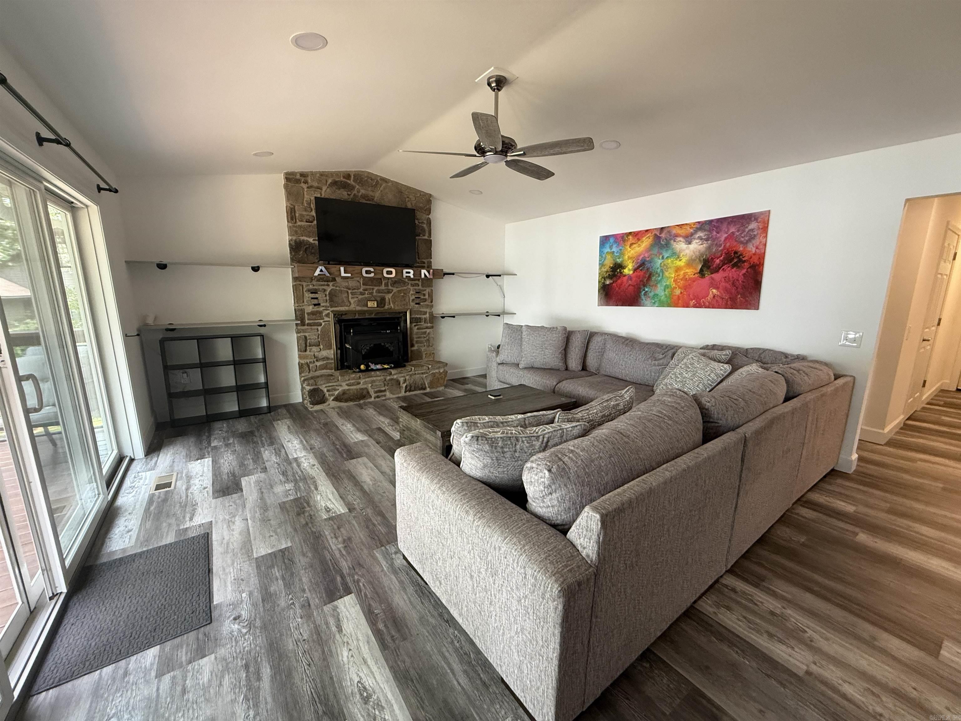 716 S Shore Drive  Horseshoe Bend, AR