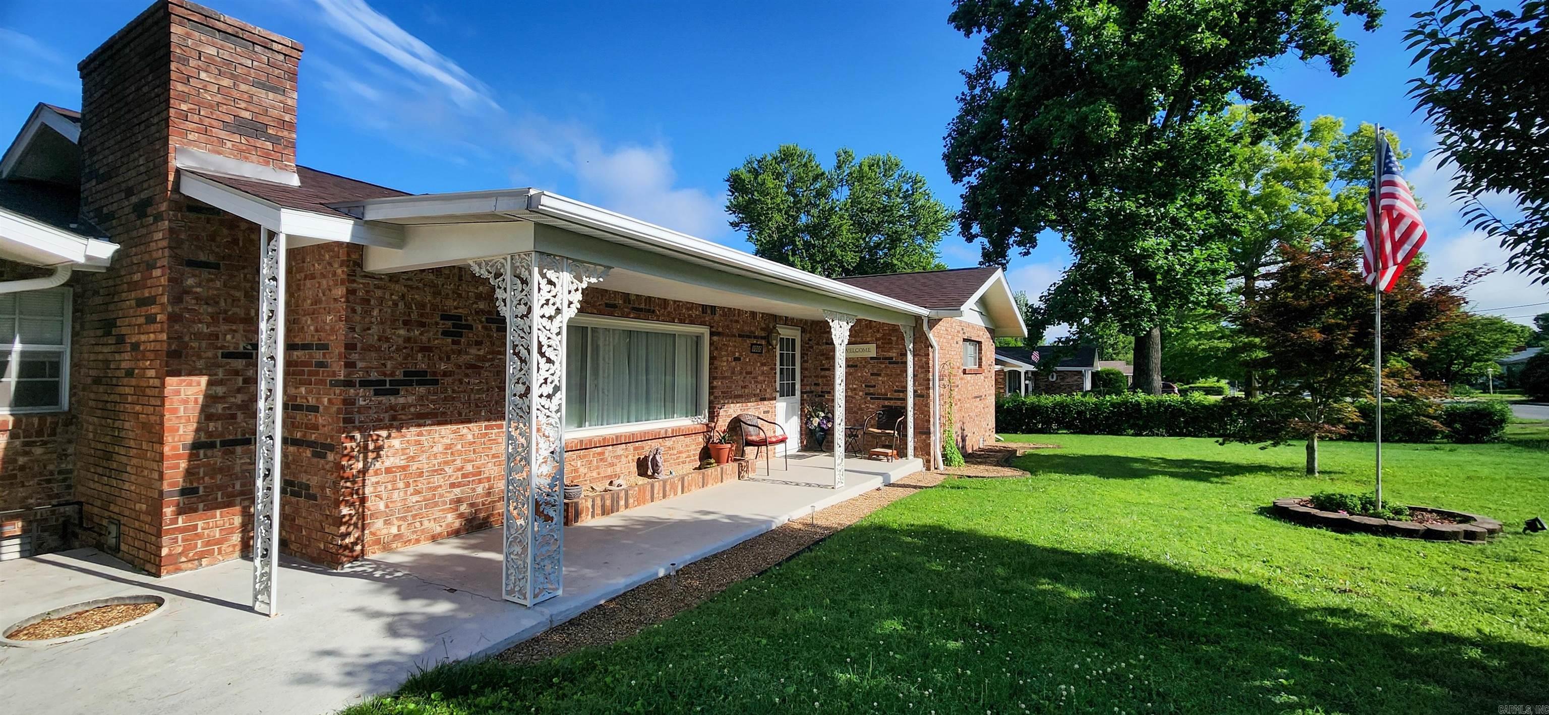 1000 Waverly Road  Mountain Home, AR