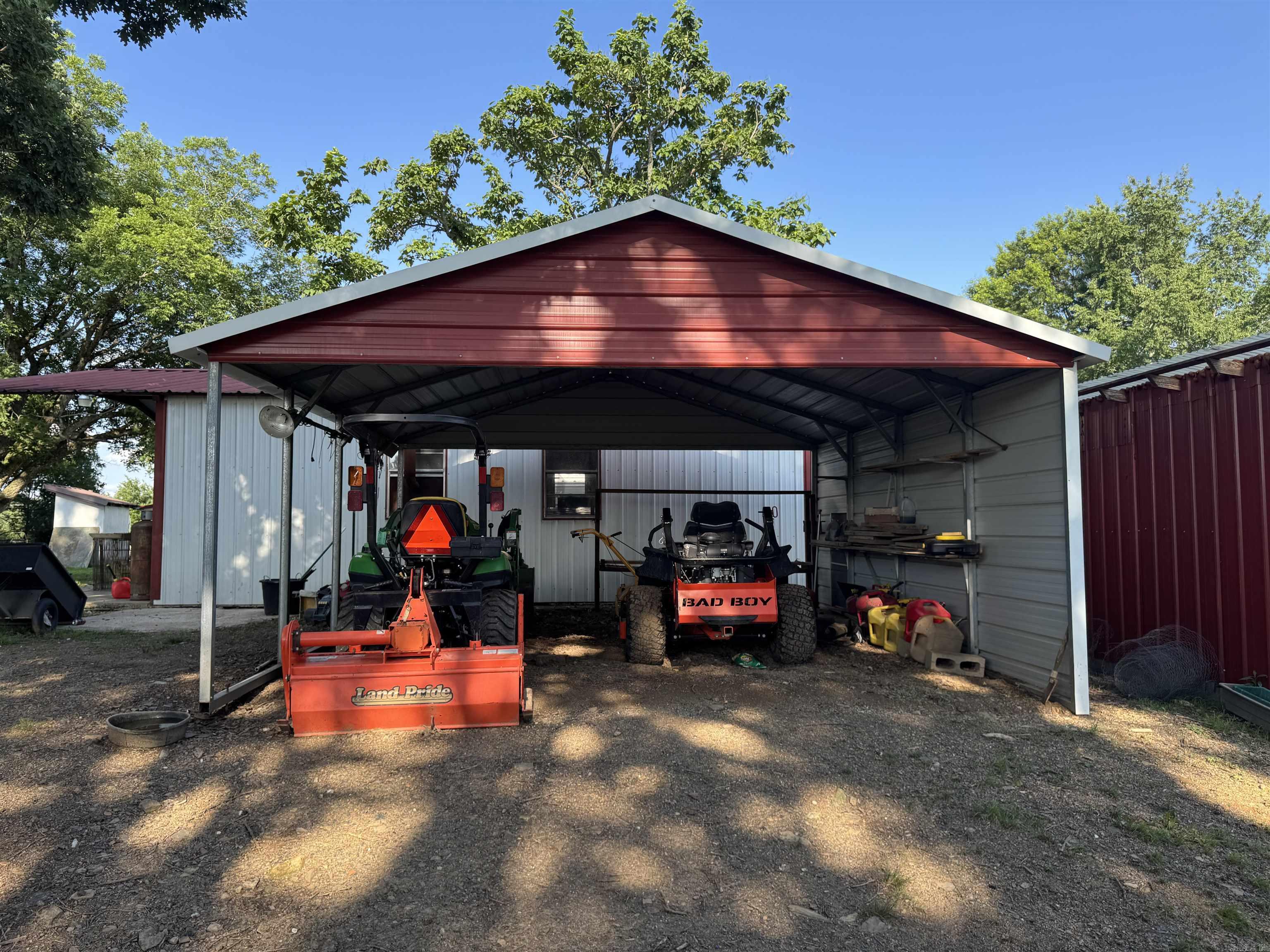 7498 US HWY 71 S  Wickes, AR
