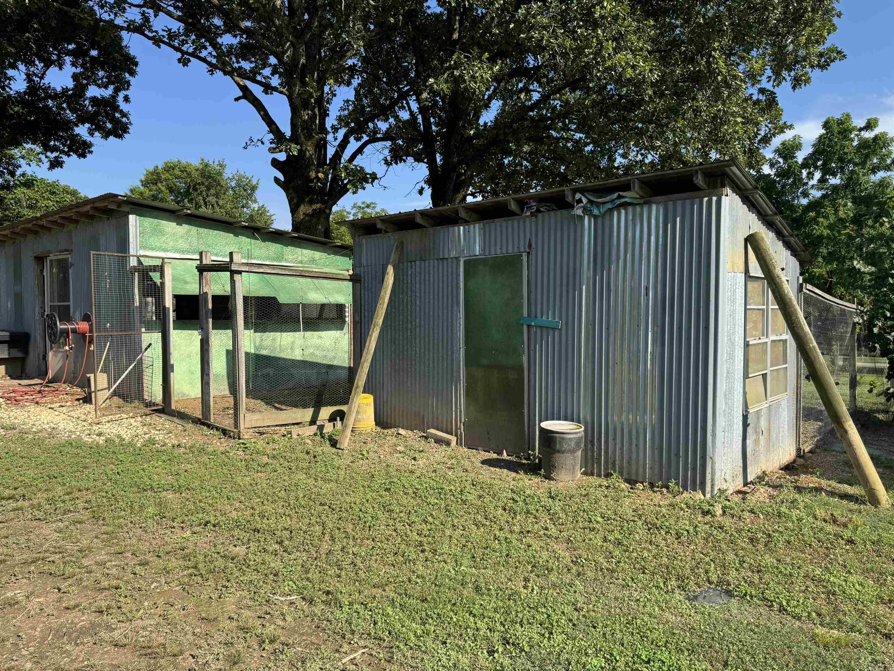 7498 US HWY 71 S  Wickes, AR