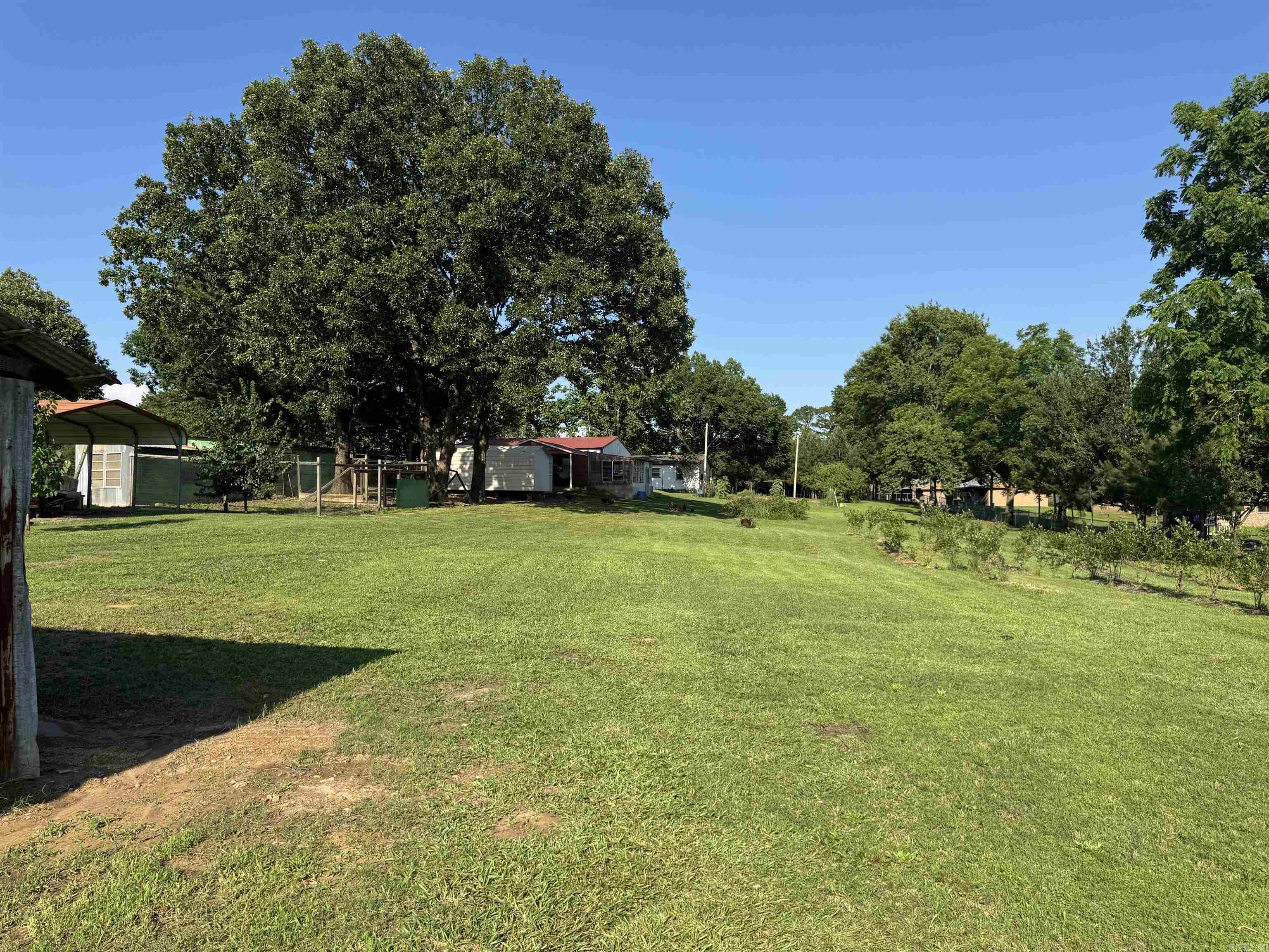 7498 US HWY 71 S  Wickes, AR