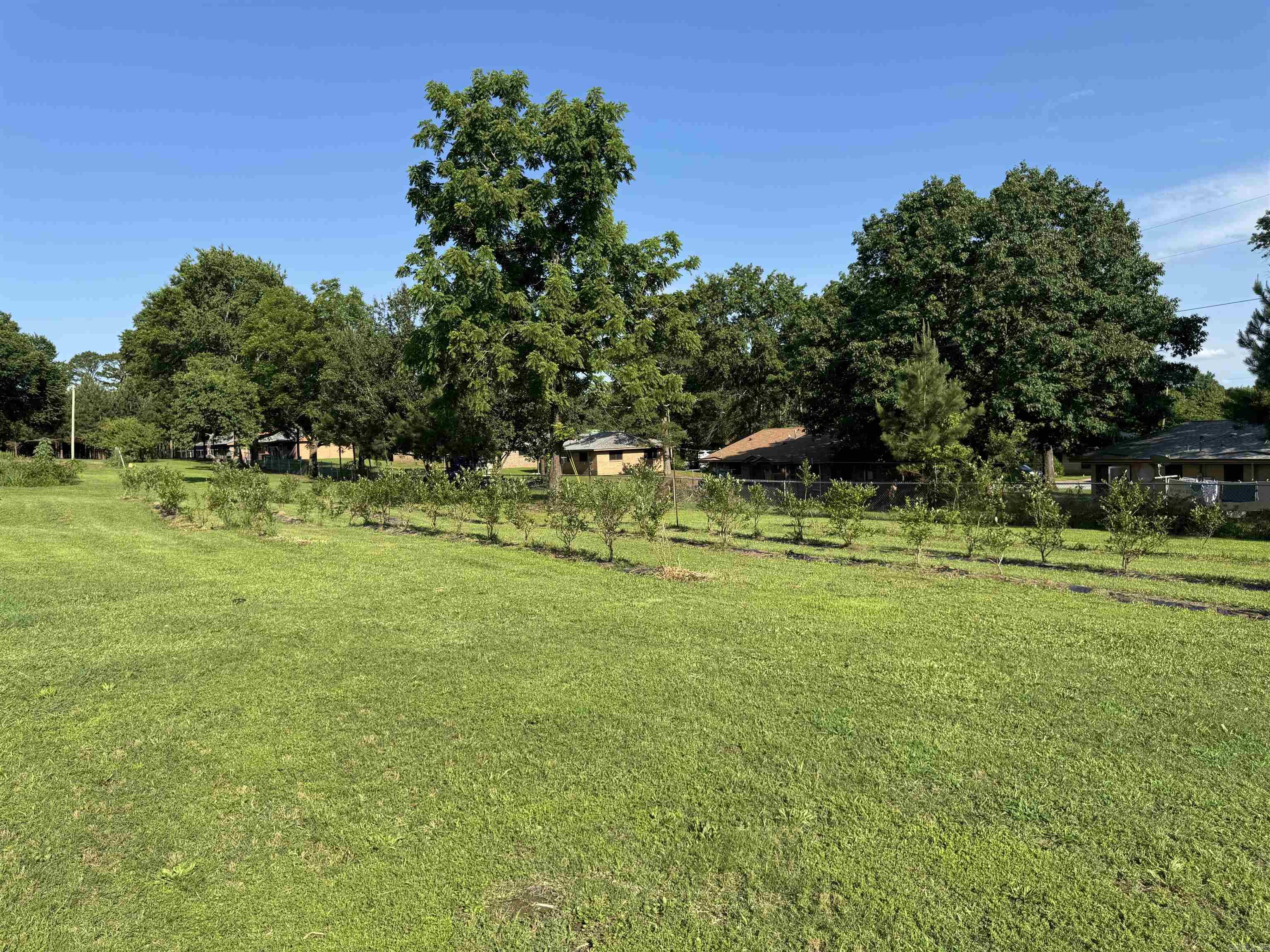 7498 US HWY 71 S  Wickes, AR
