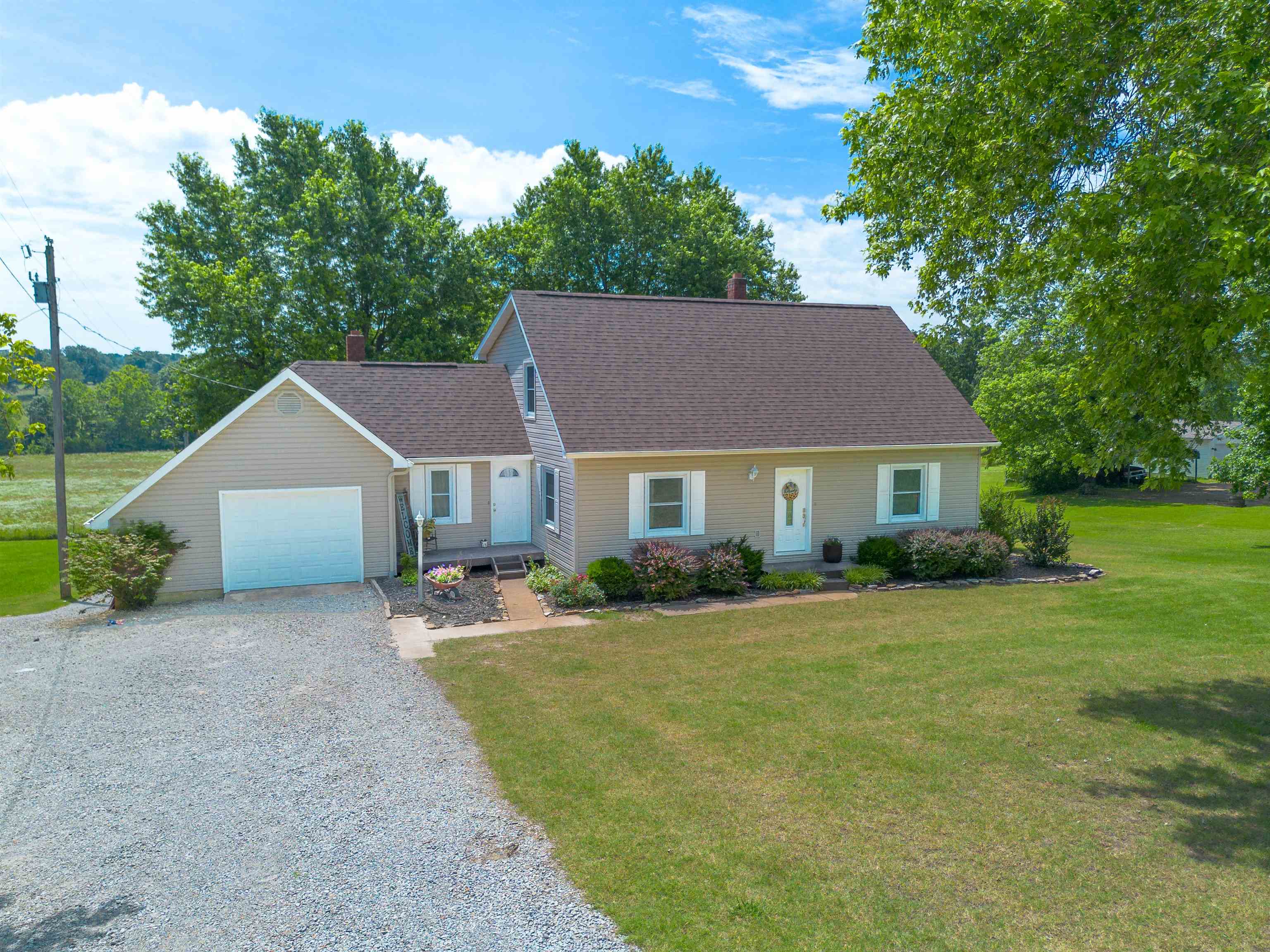 450 S Main St  Salem, AR
