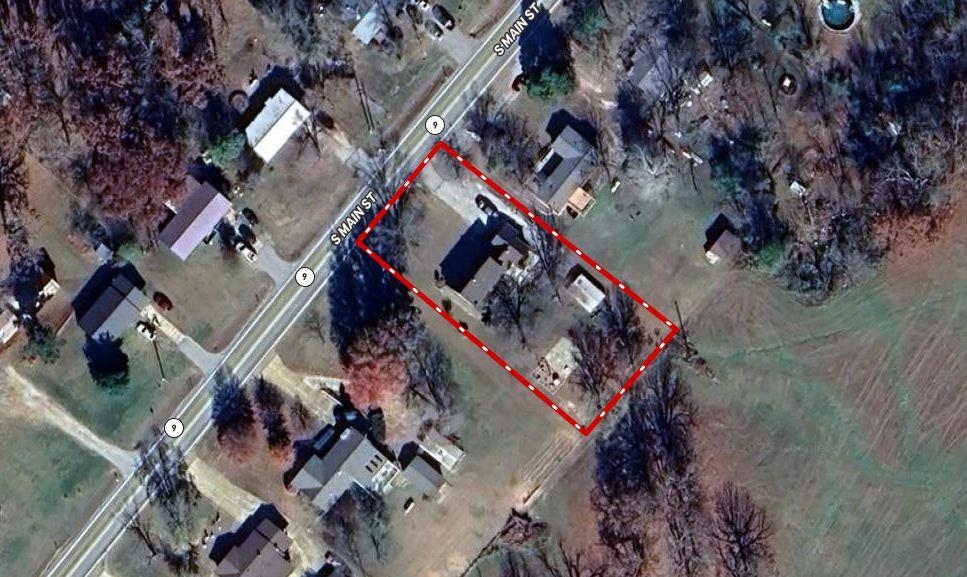 450 S Main St  Salem, AR