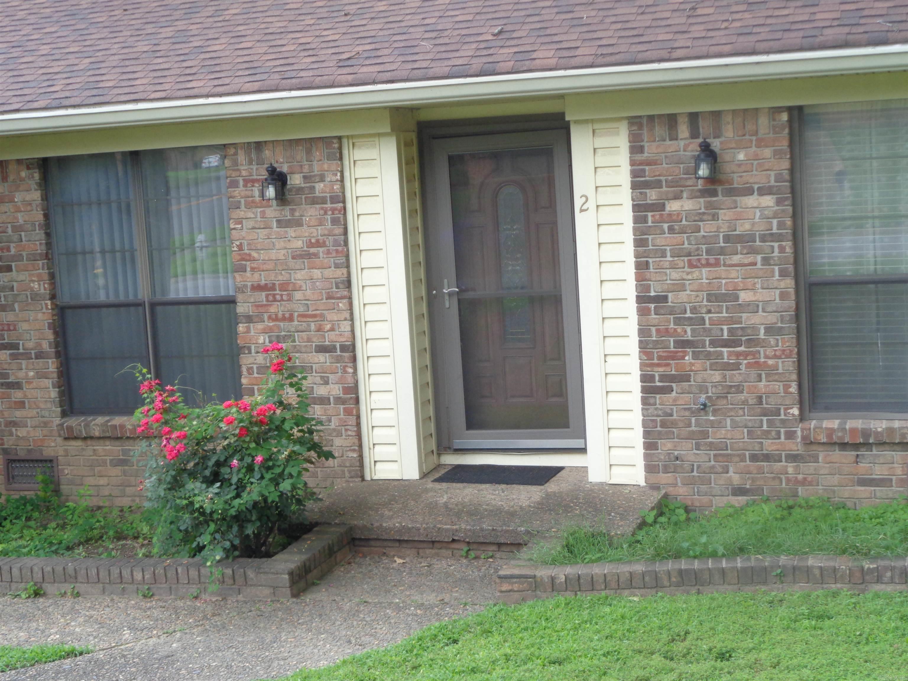 2 Wellington  Little Rock, AR