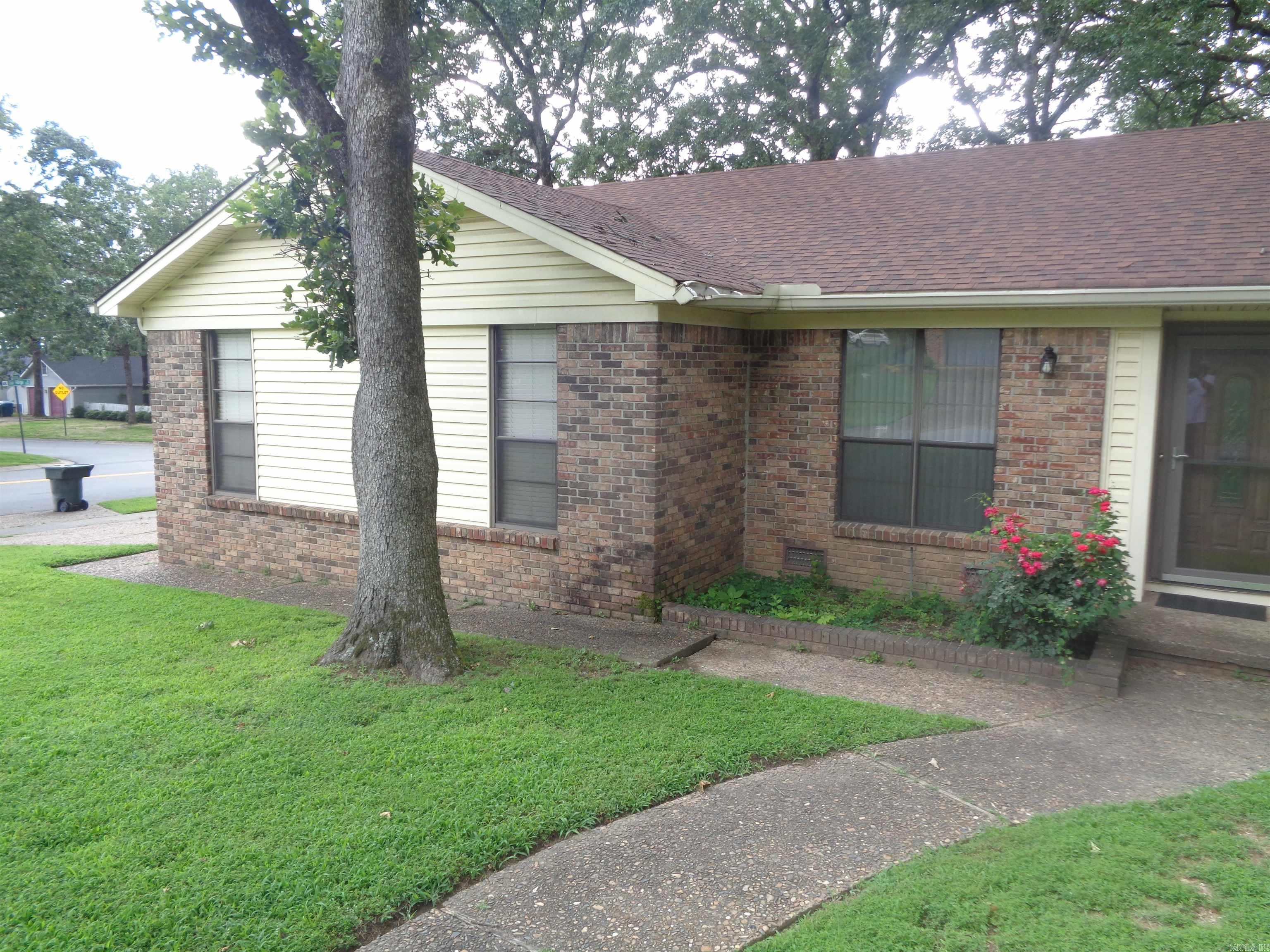 2 Wellington  Little Rock, AR