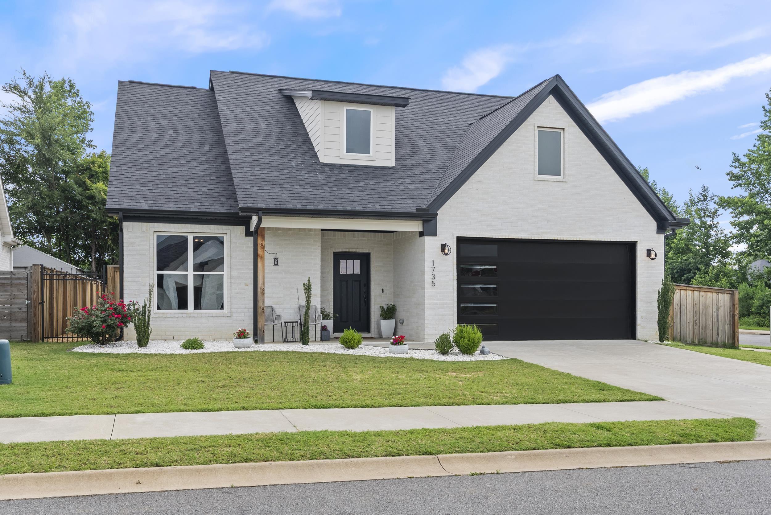 1735 Rohan  Conway, AR