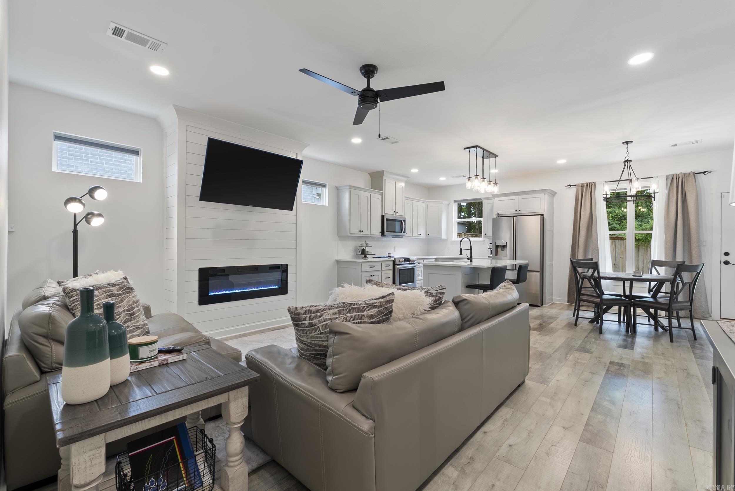 1735 Rohan  Conway, AR