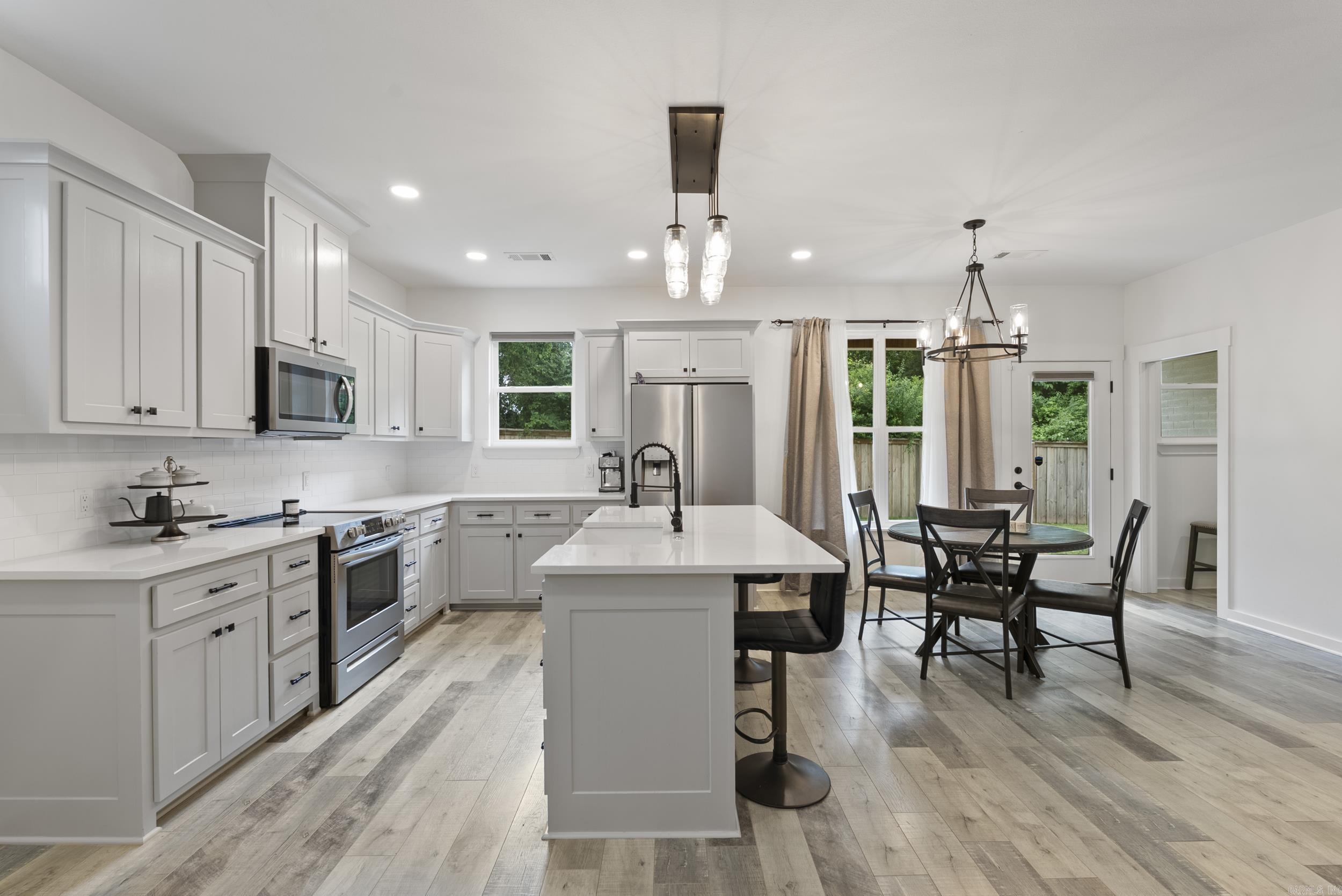 1735 Rohan  Conway, AR