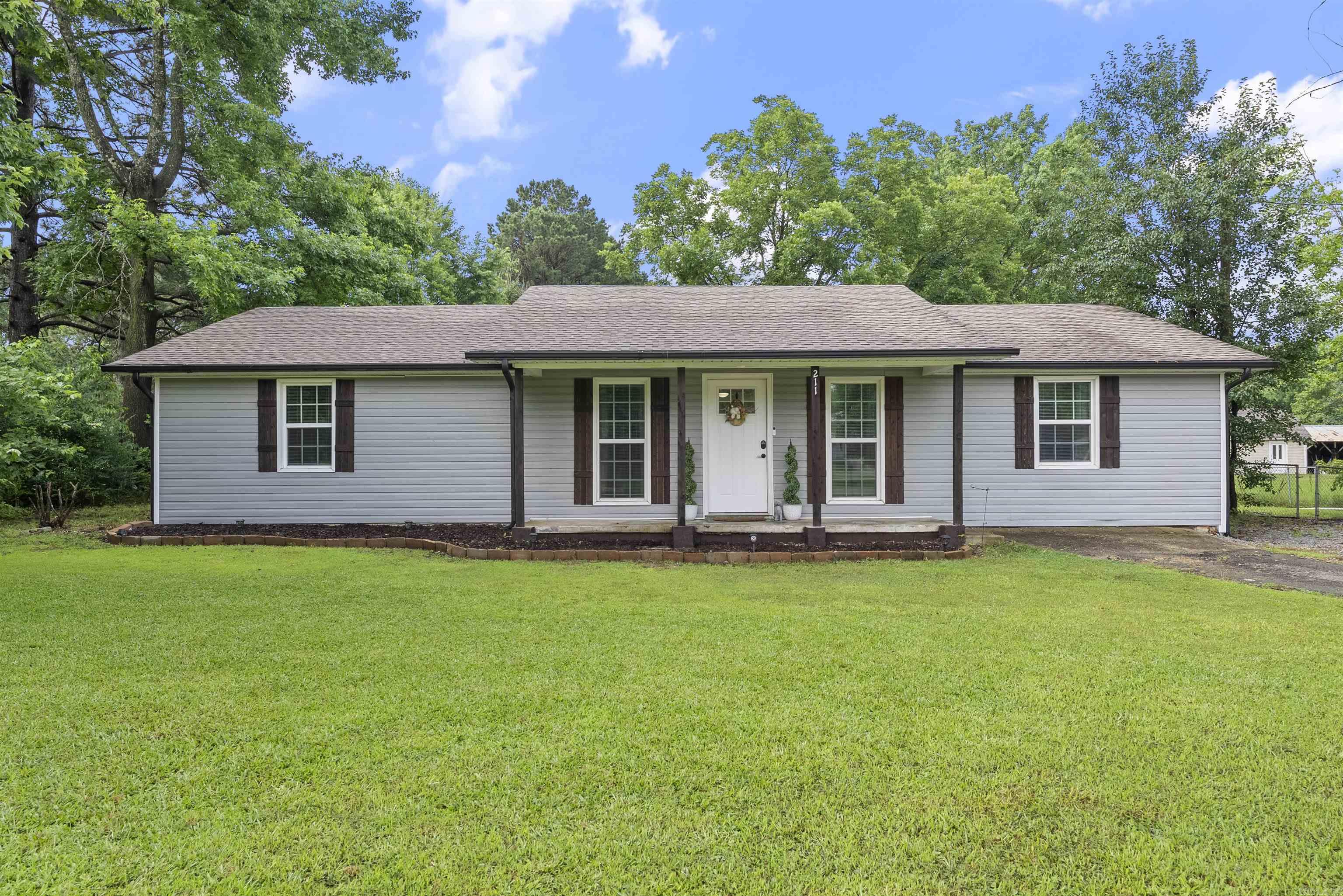211 Pintar Ln  Ward, AR