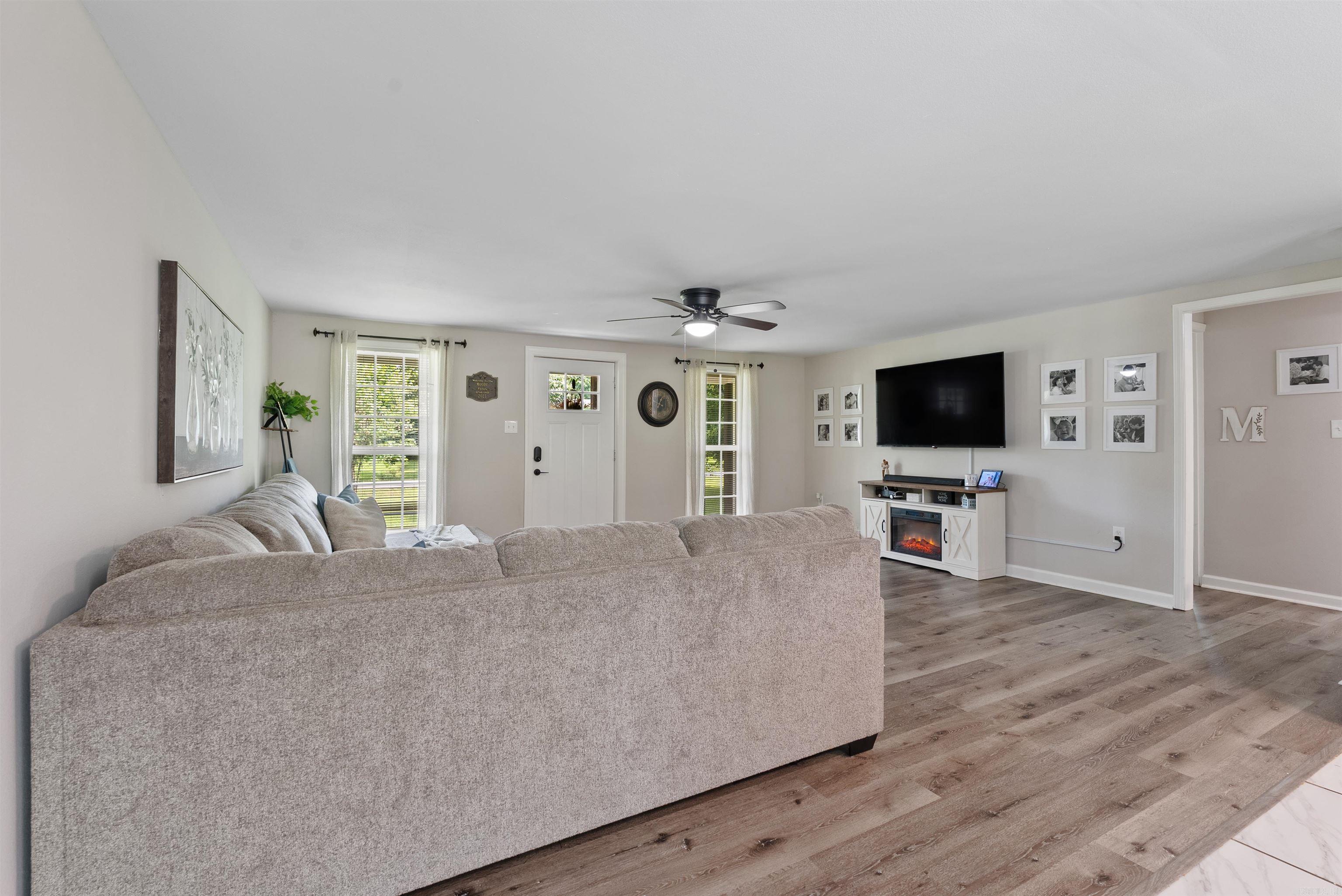211 Pintar Ln  Ward, AR